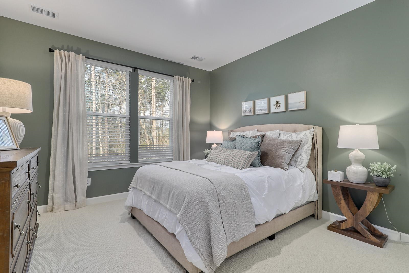 472 Ireland Way Property Photo 21