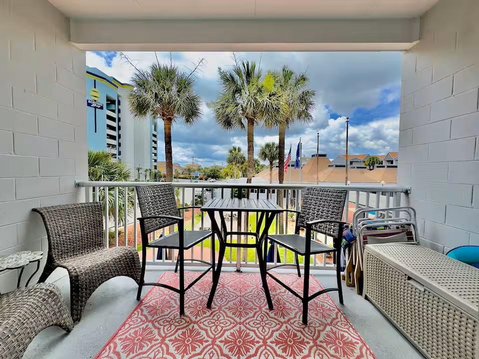 6803 N Ocean Blvd. Property Photo 3