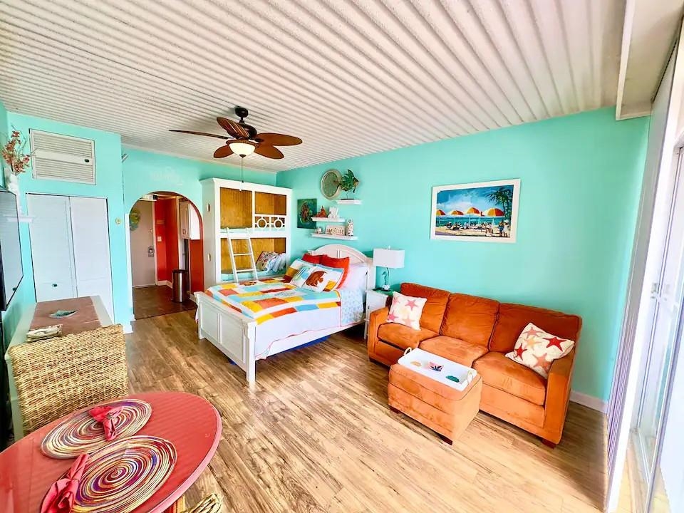 6803 N Ocean Blvd. Property Photo 10