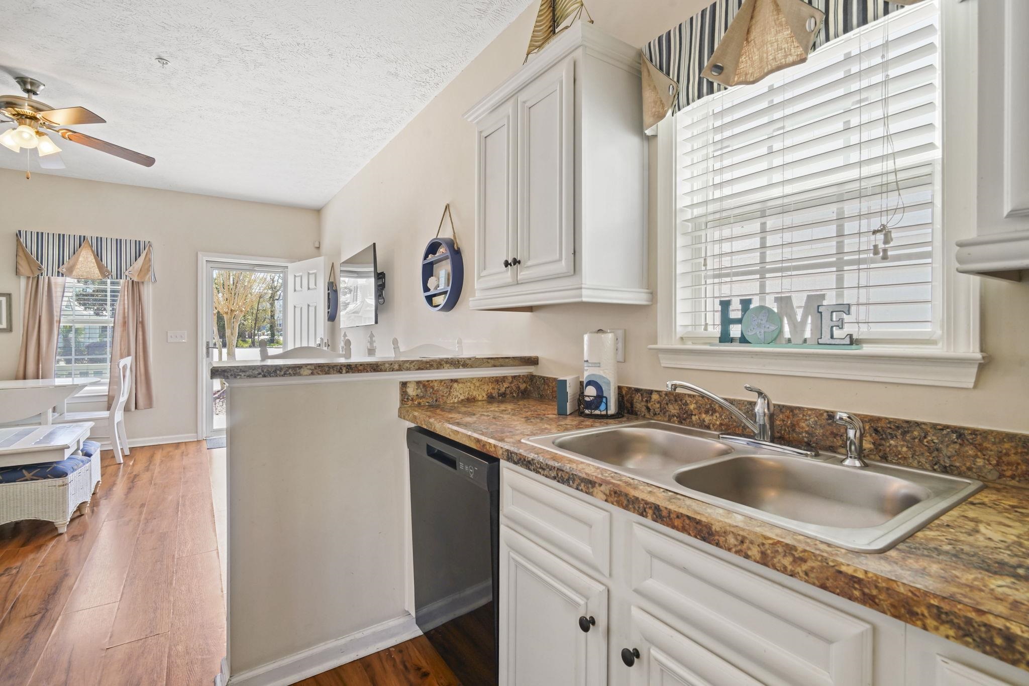 378 Snorkel Way Property Photo 13