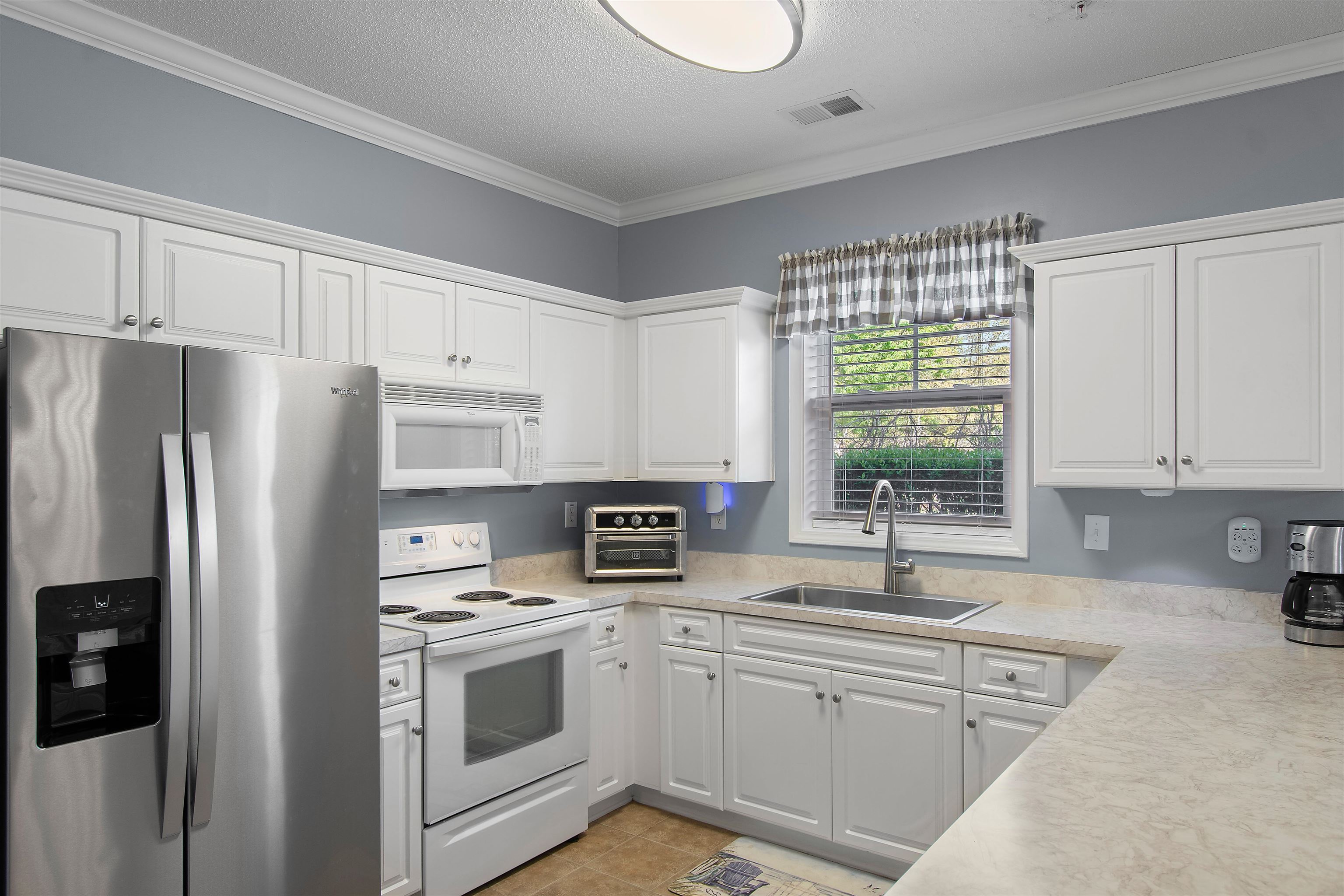804 Crumpet Ct. Property Photo 11