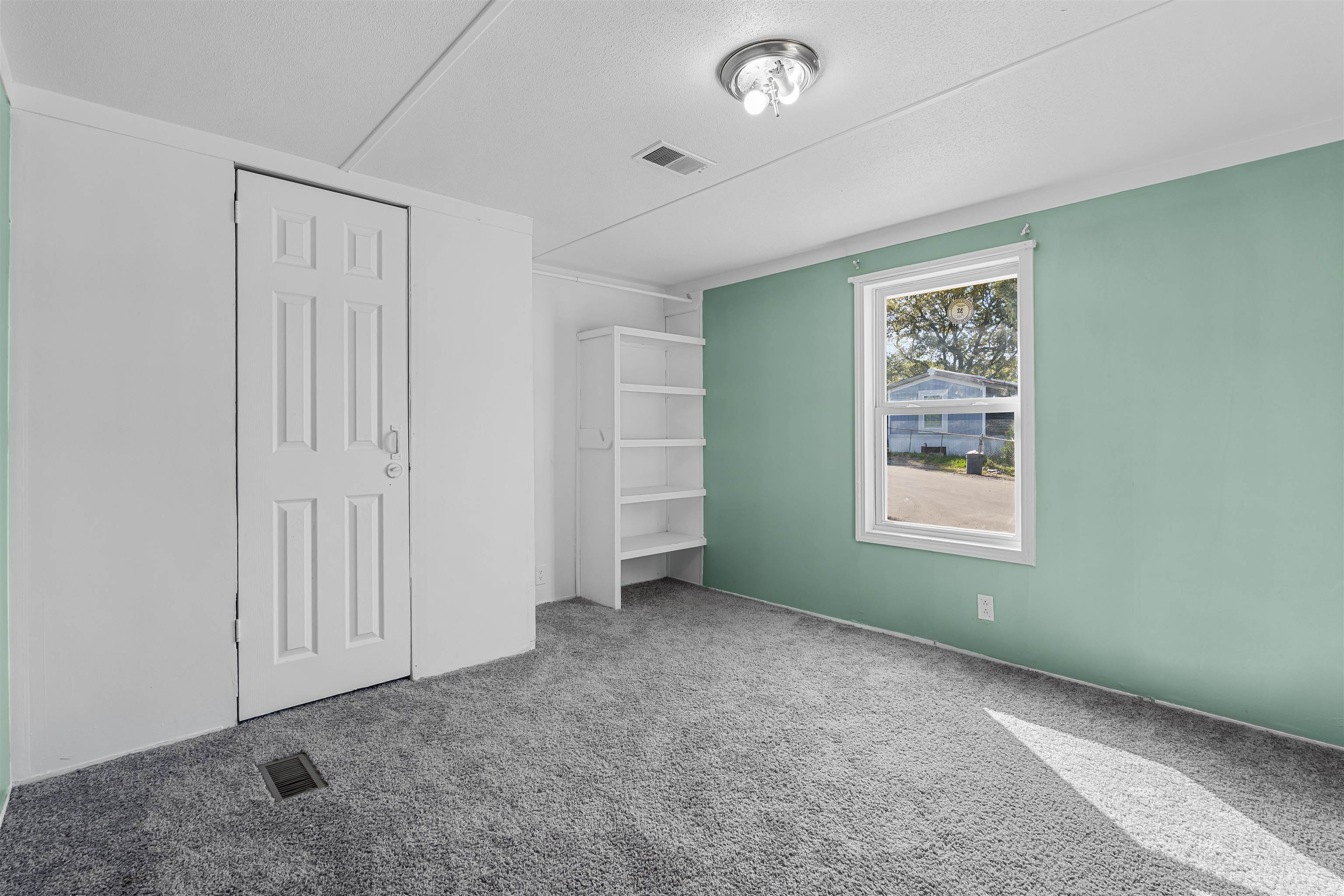 100 Romell Rd. Property Photo 15