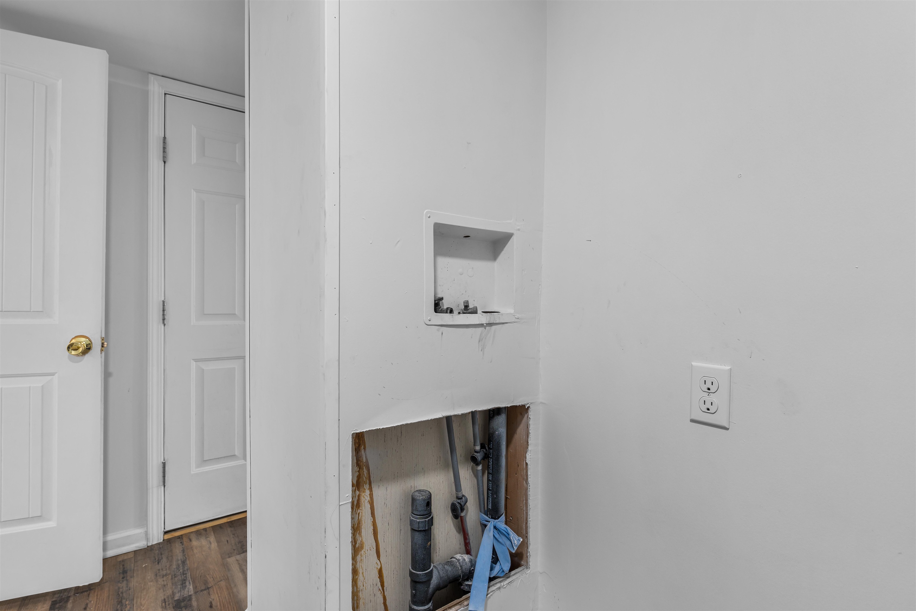 100 Romell Rd. Property Photo 21