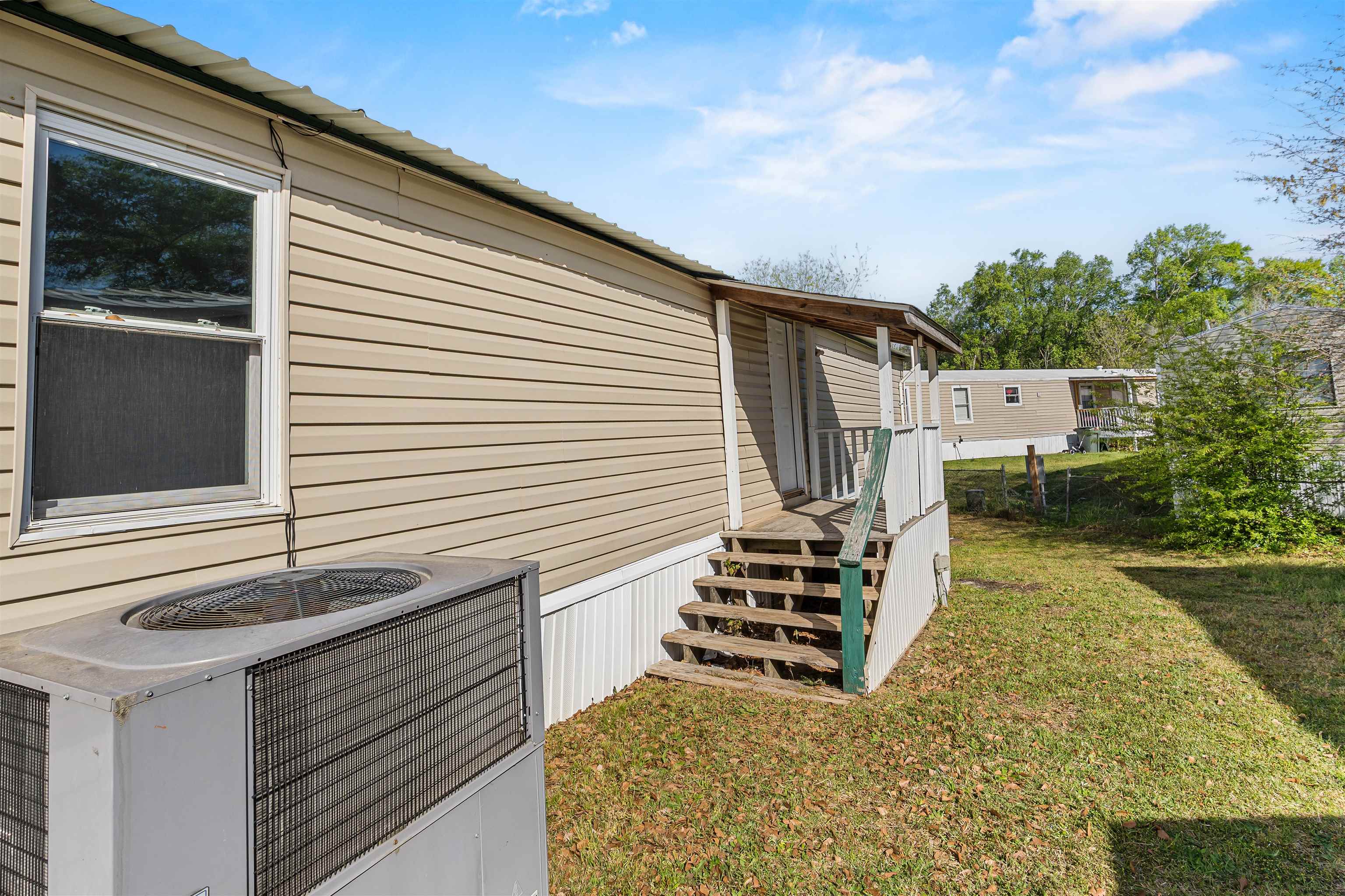 100 Romell Rd. Property Photo 26