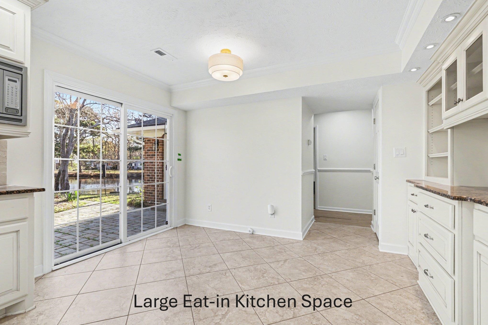 1930 Kate Ln. Property Photo 14