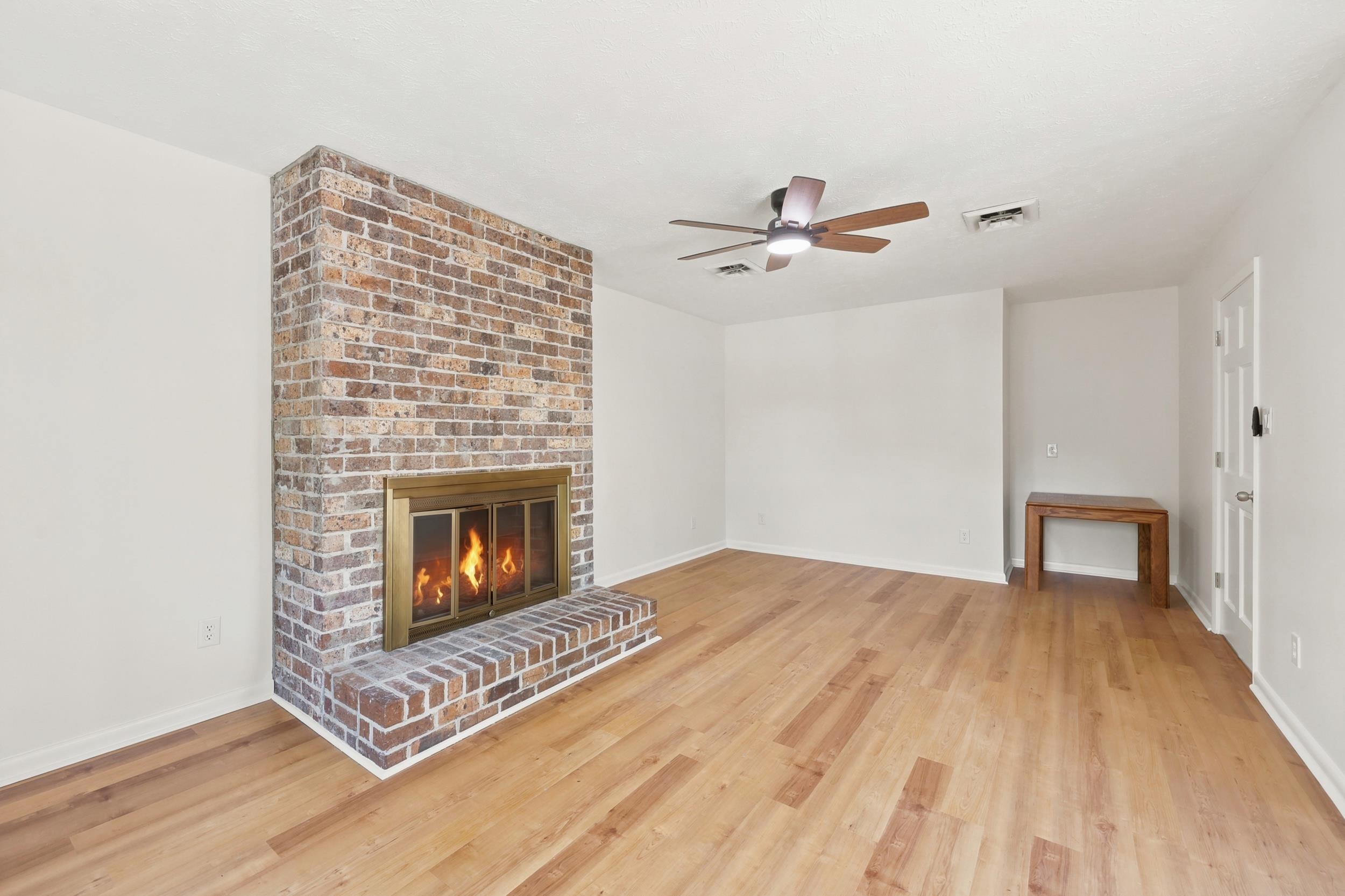 1930 Kate Ln. Property Photo 22