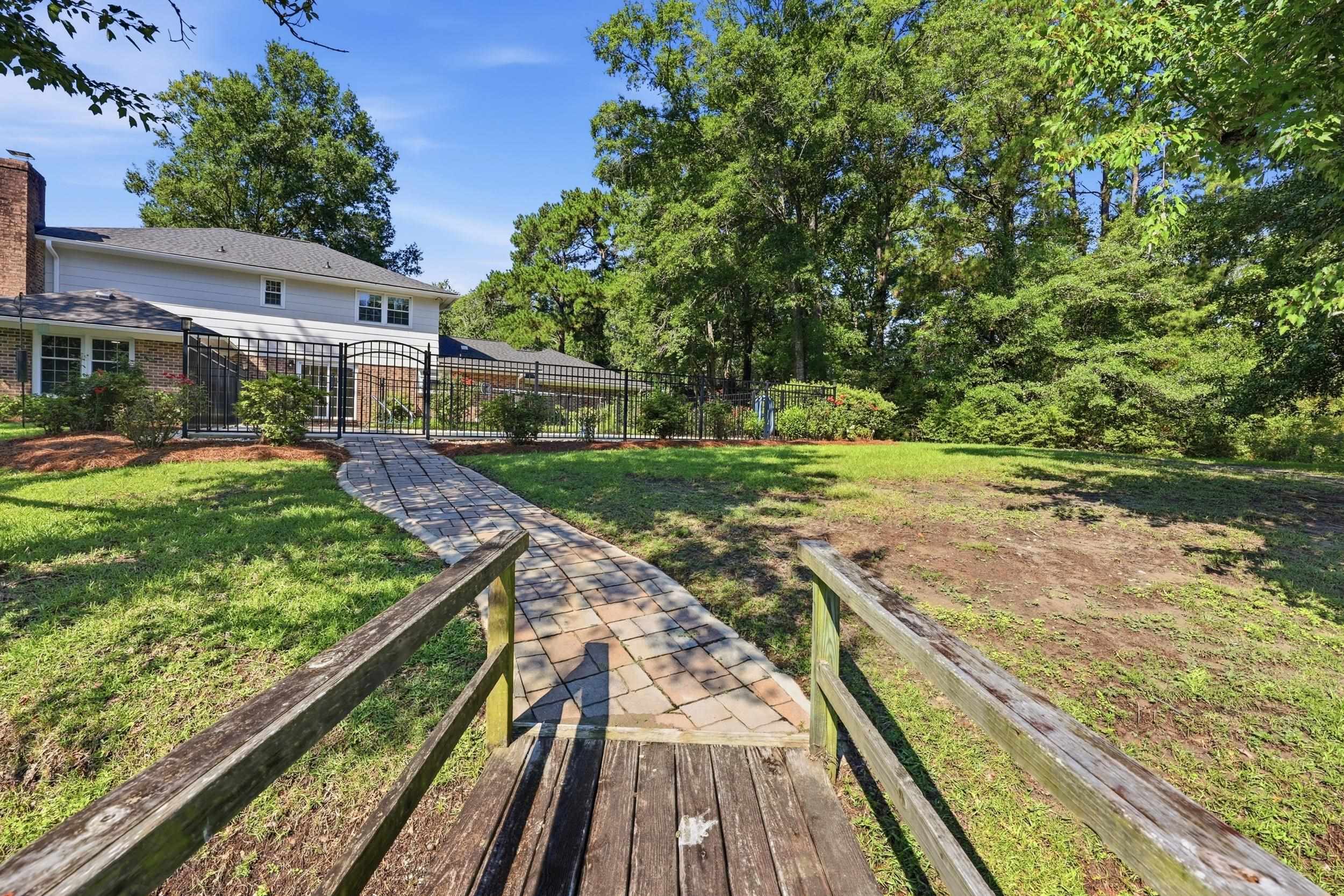 1930 Kate Ln. Property Photo 45