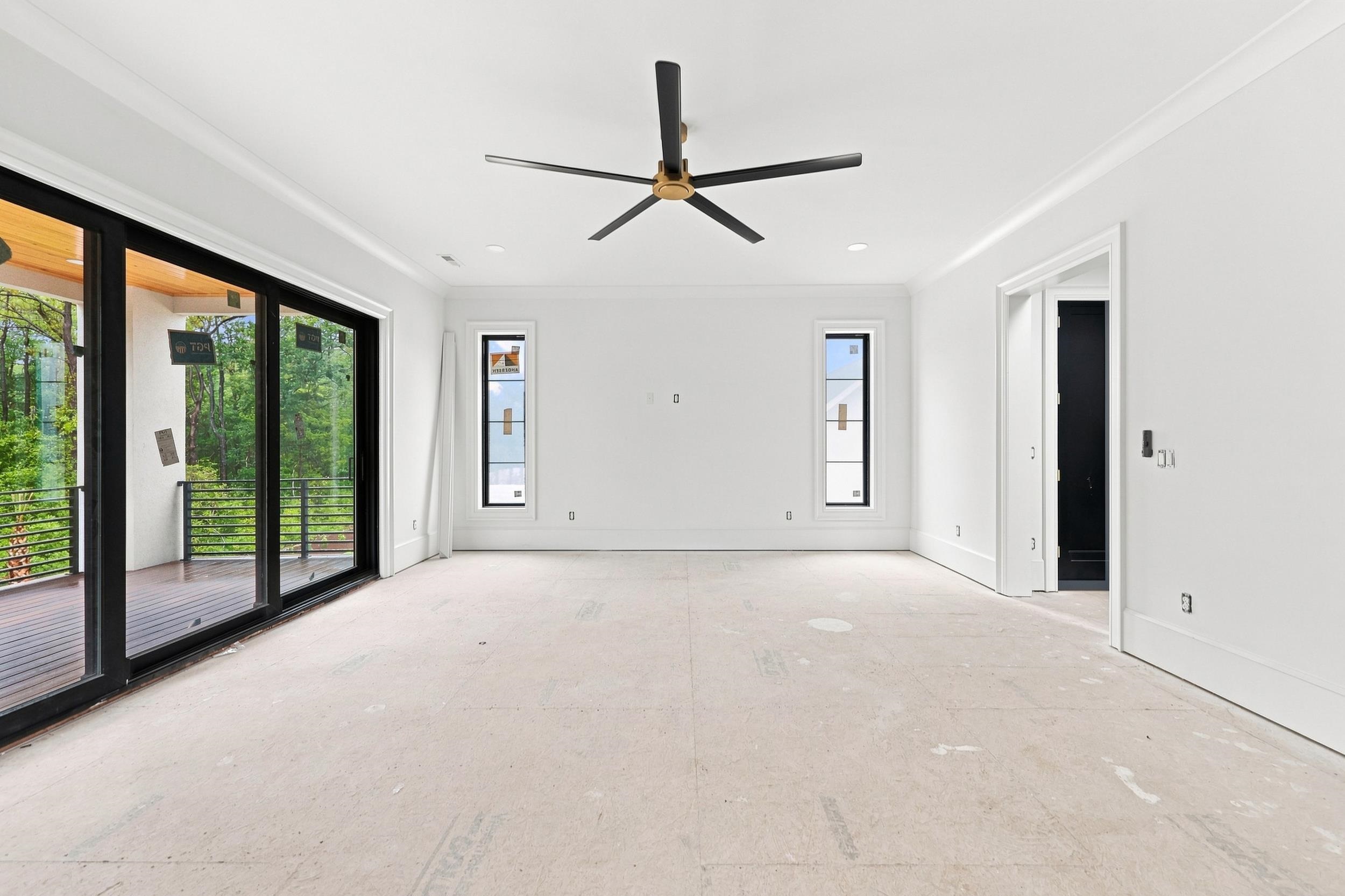 918 Strand Ave. Property Photo 20