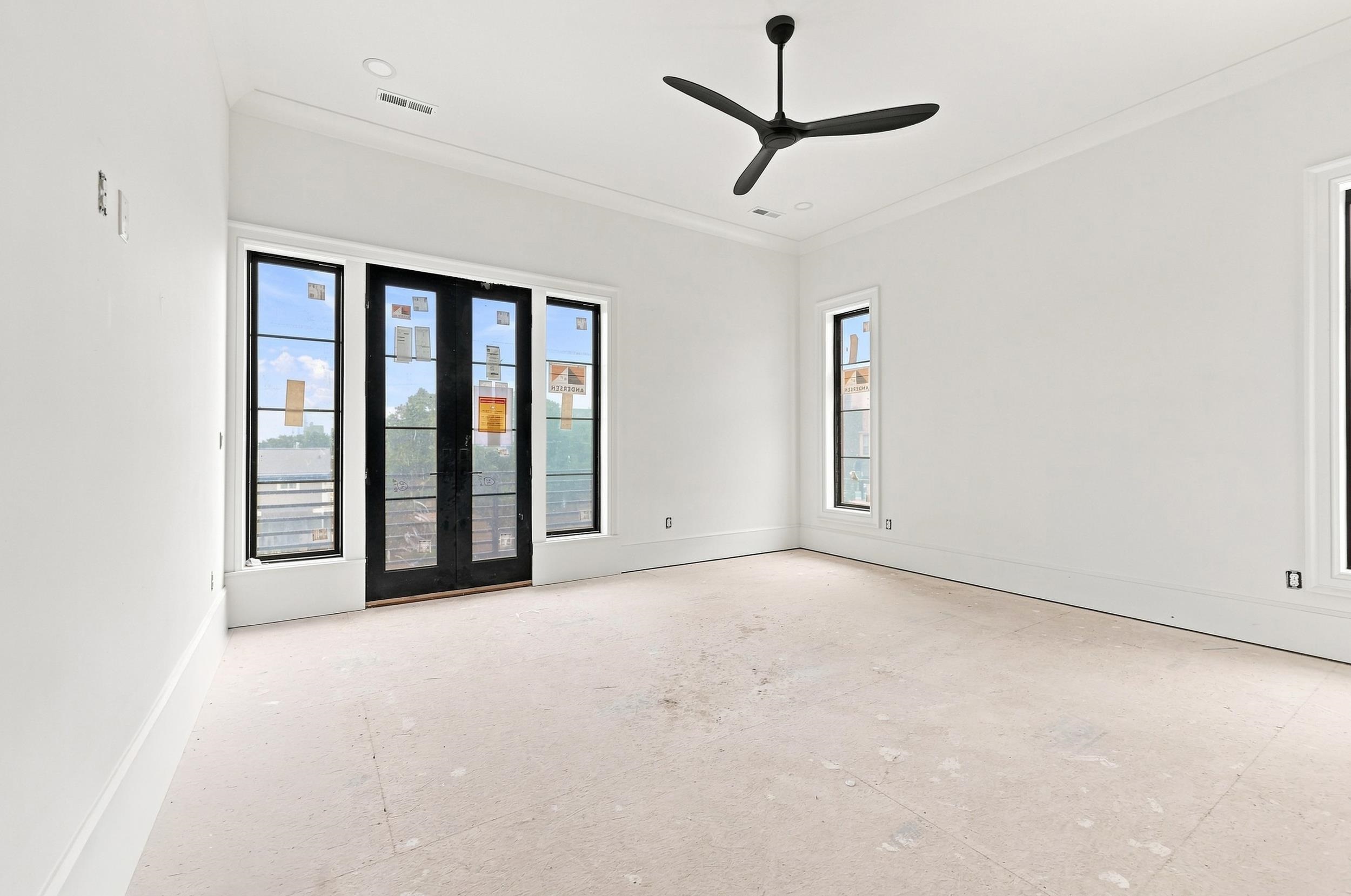918 Strand Ave. Property Photo 21