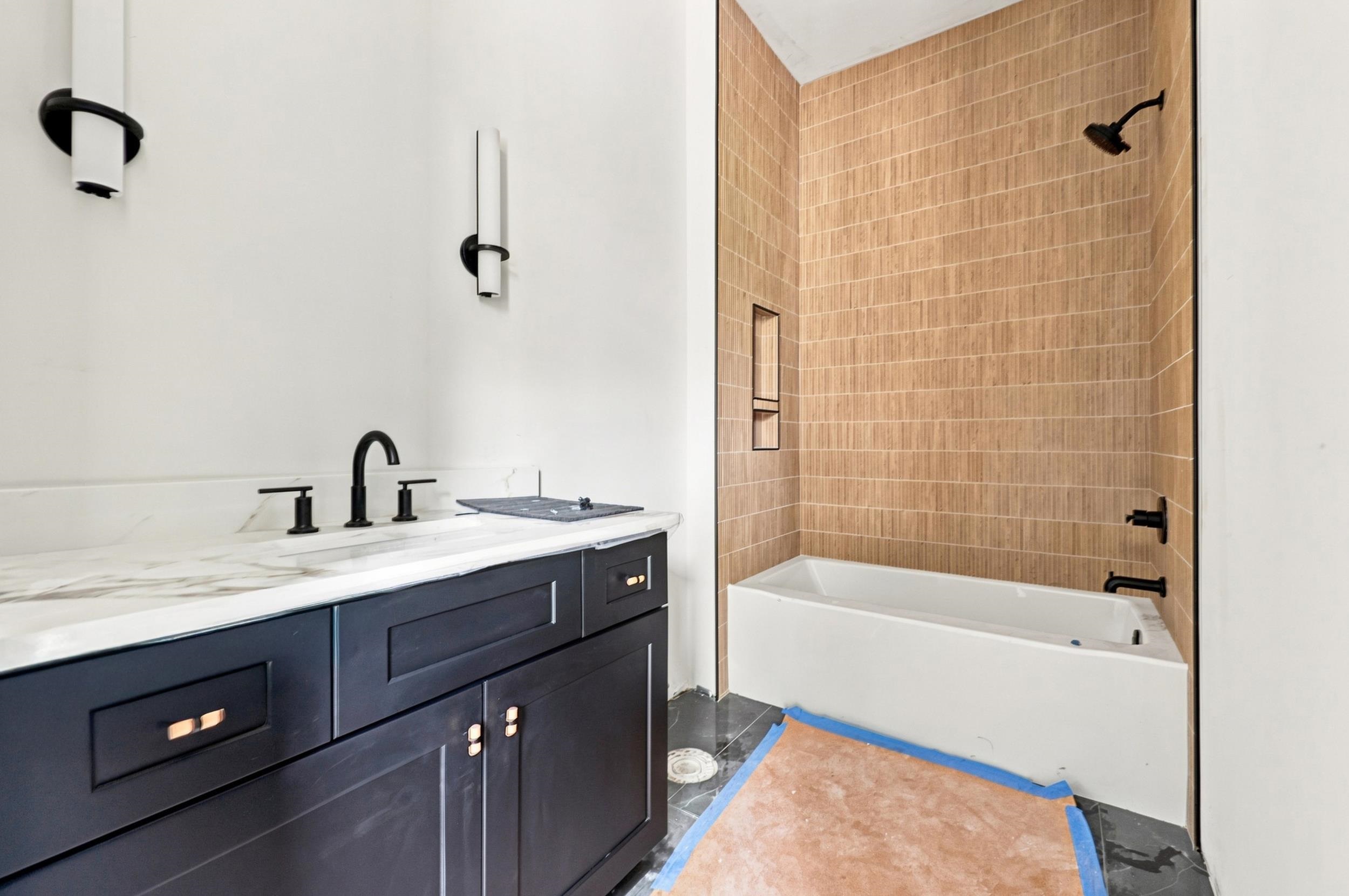 918 Strand Ave. Property Photo 24