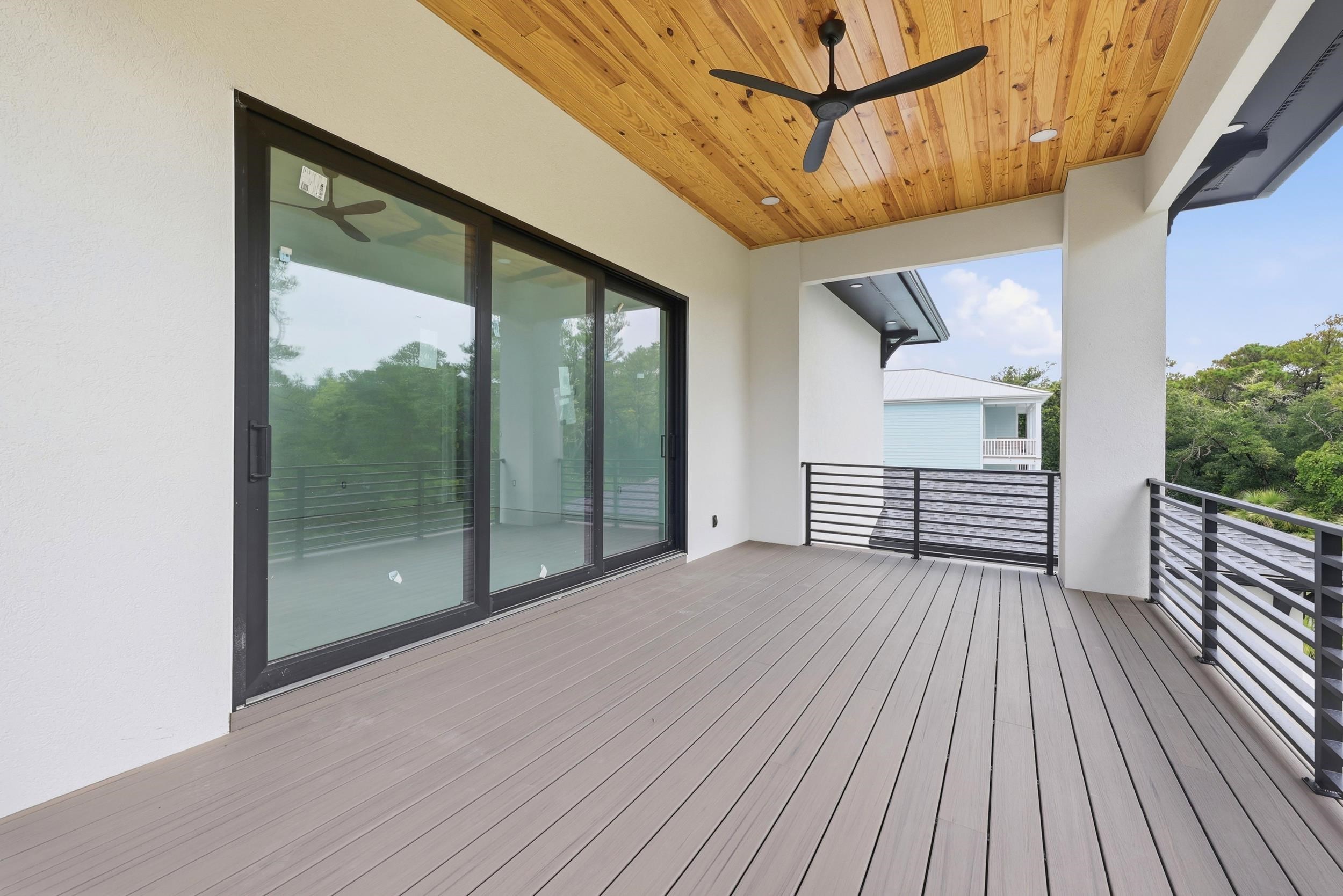 918 Strand Ave. Property Photo 30