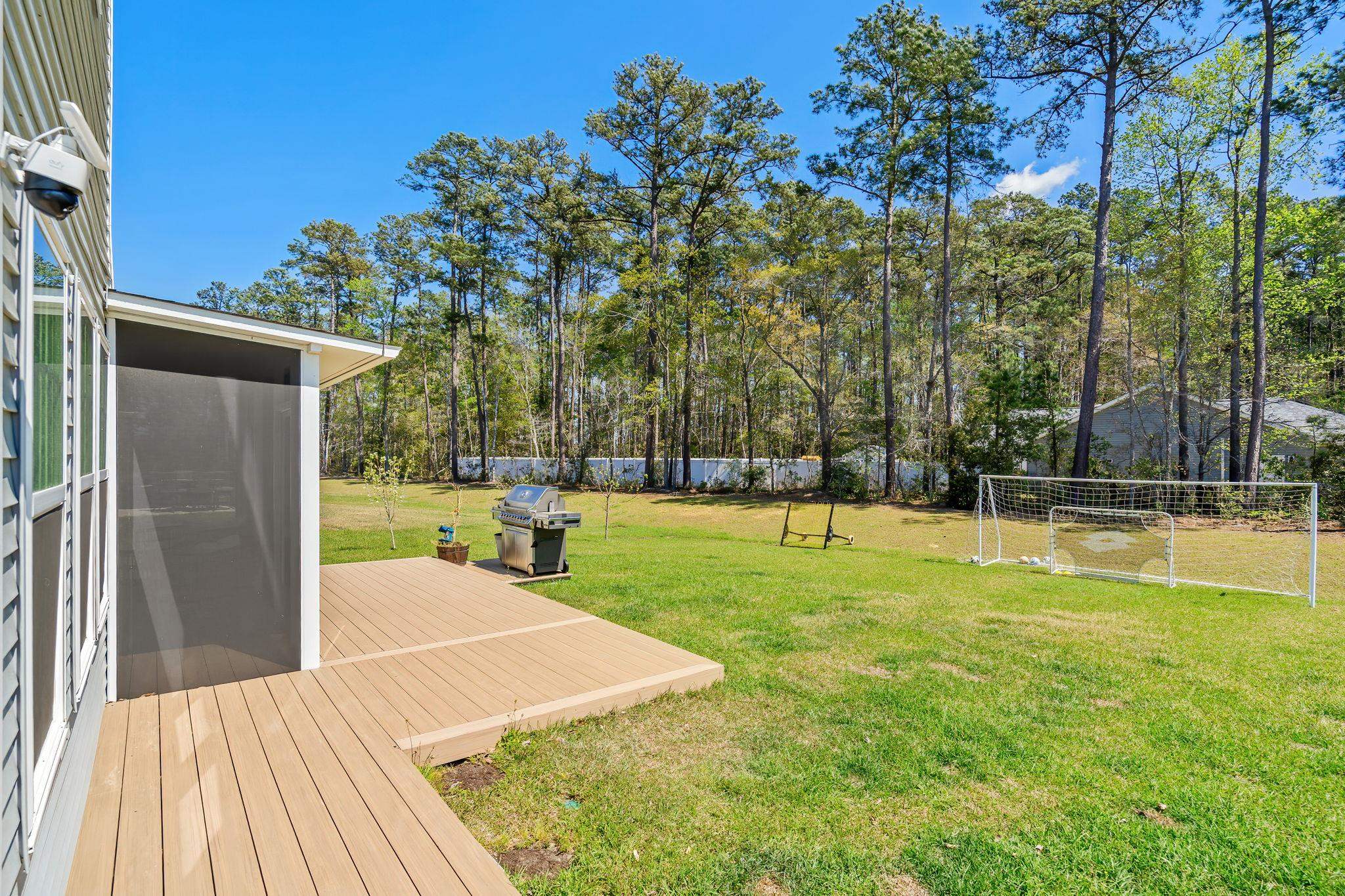136 Azure Loop Property Photo 25