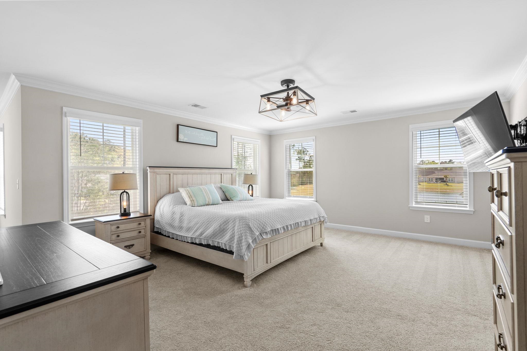 136 Azure Loop Property Photo 30