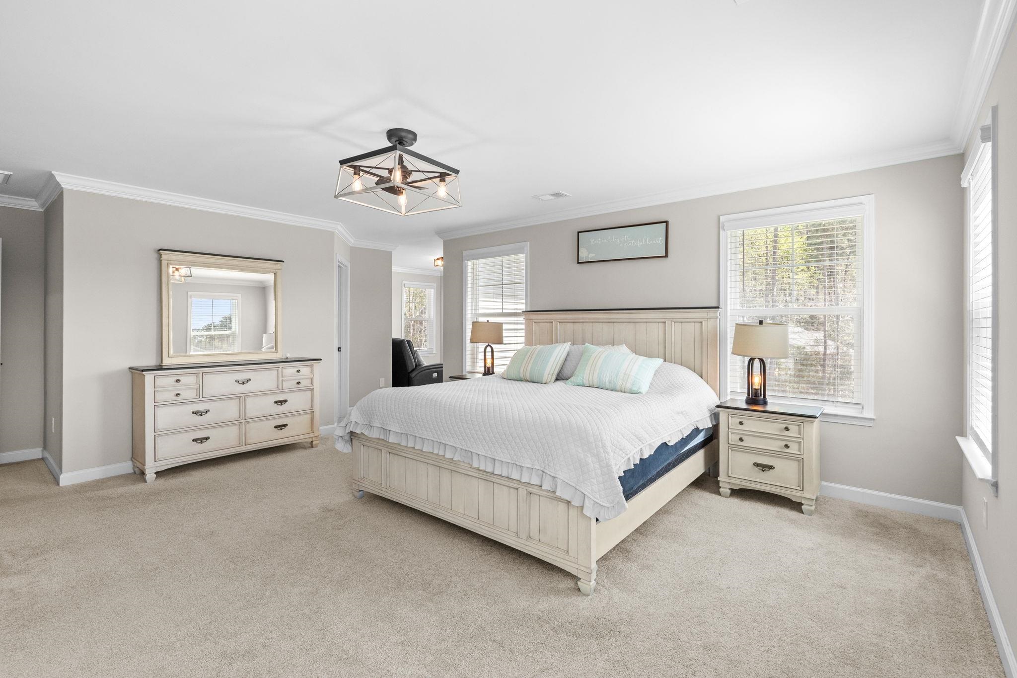 136 Azure Loop Property Photo 31