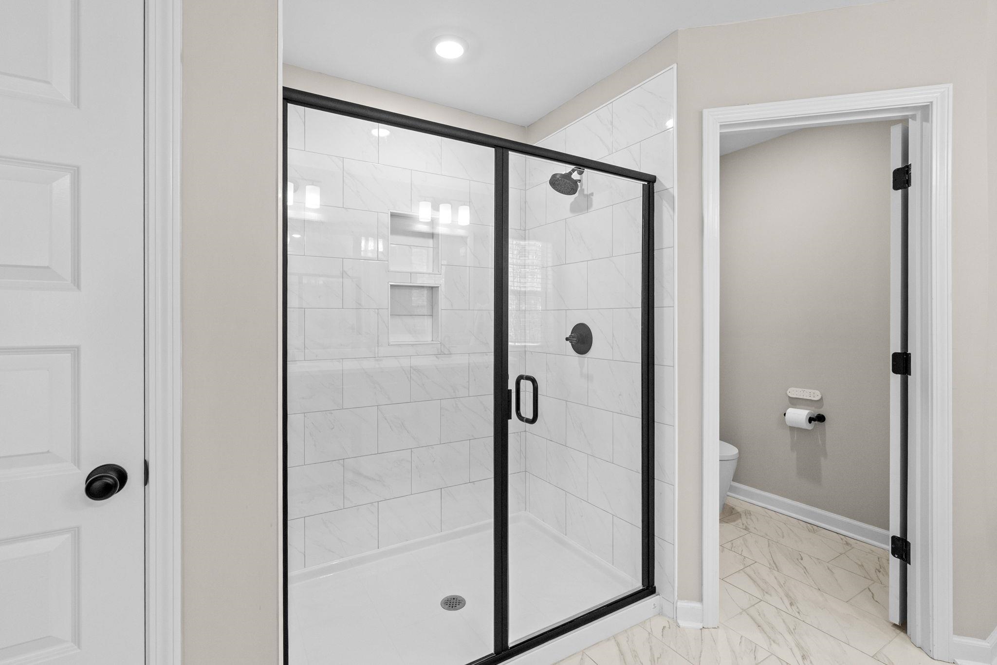 136 Azure Loop Property Photo 35