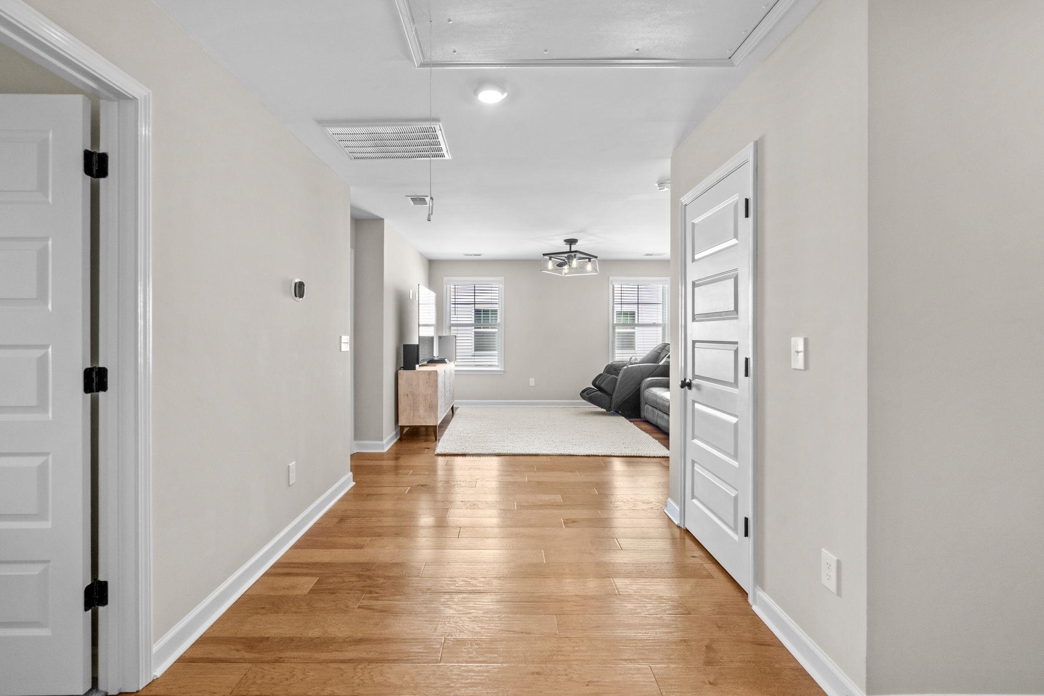 136 Azure Loop Property Photo 36