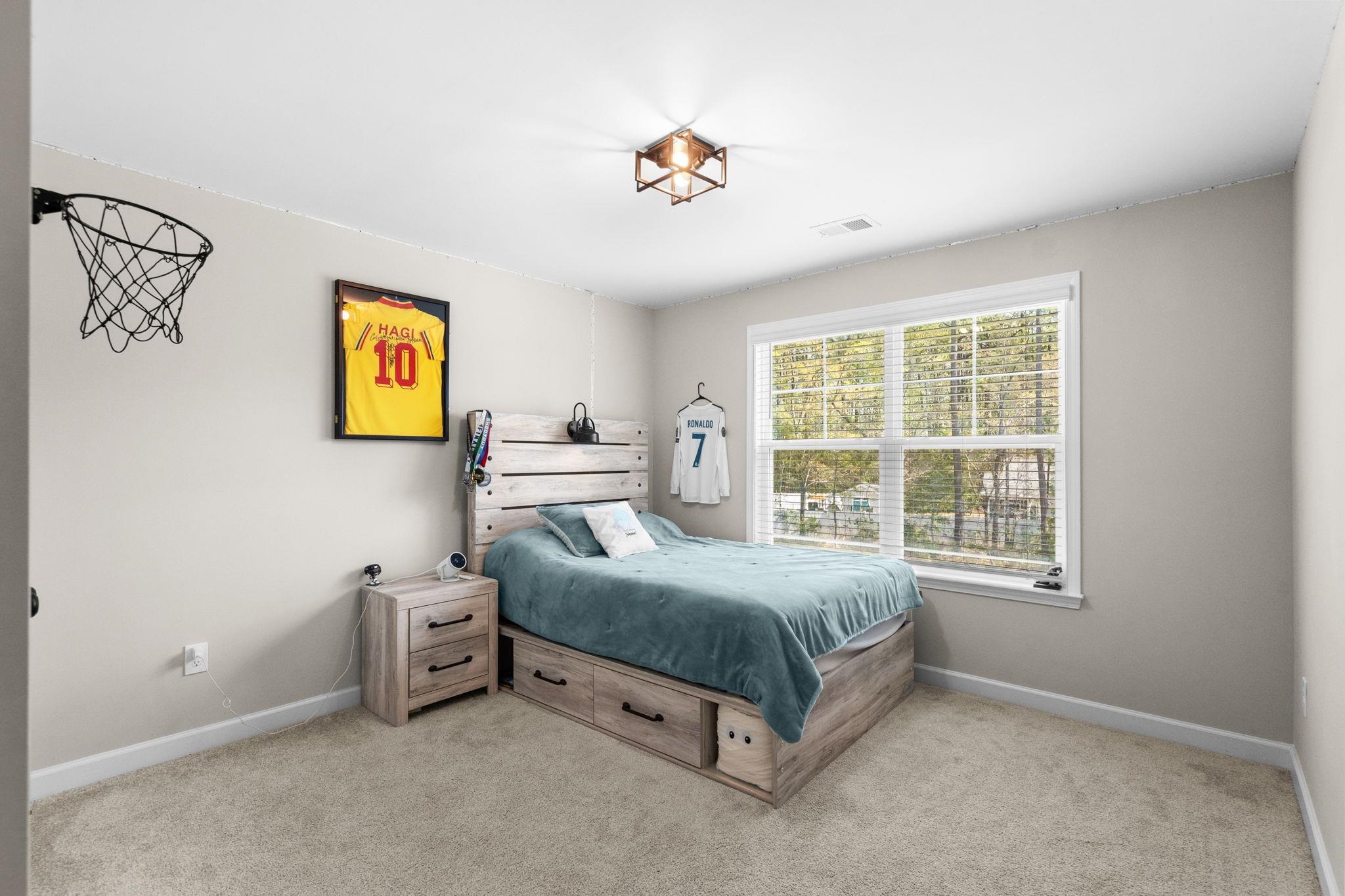136 Azure Loop Property Photo 45