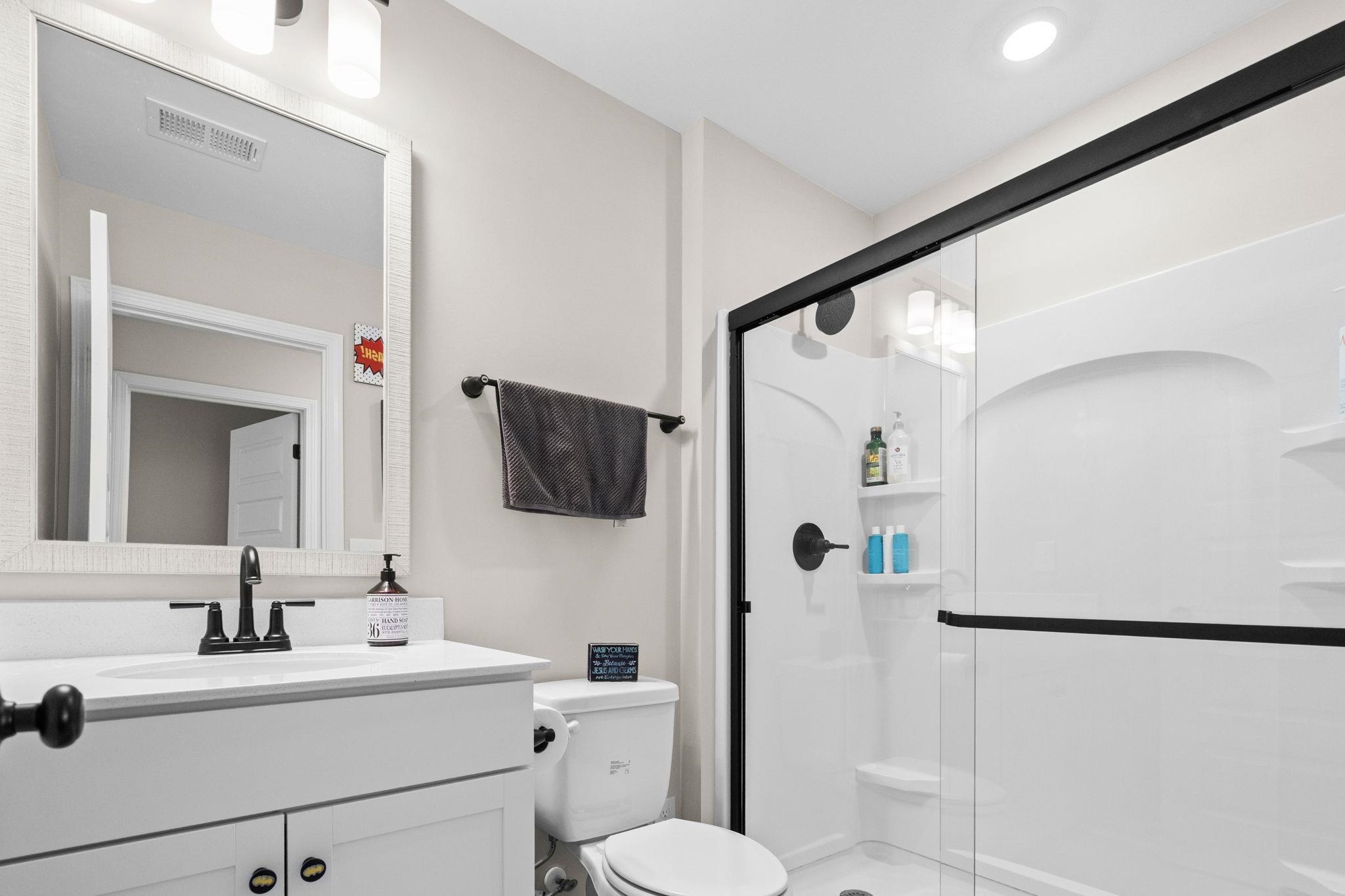 136 Azure Loop Property Photo 46