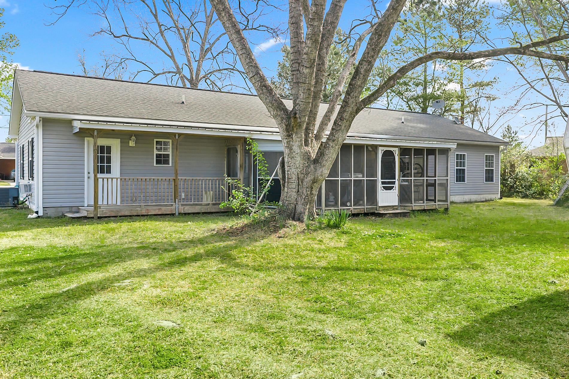 4650 Holly St. Property Photo 3