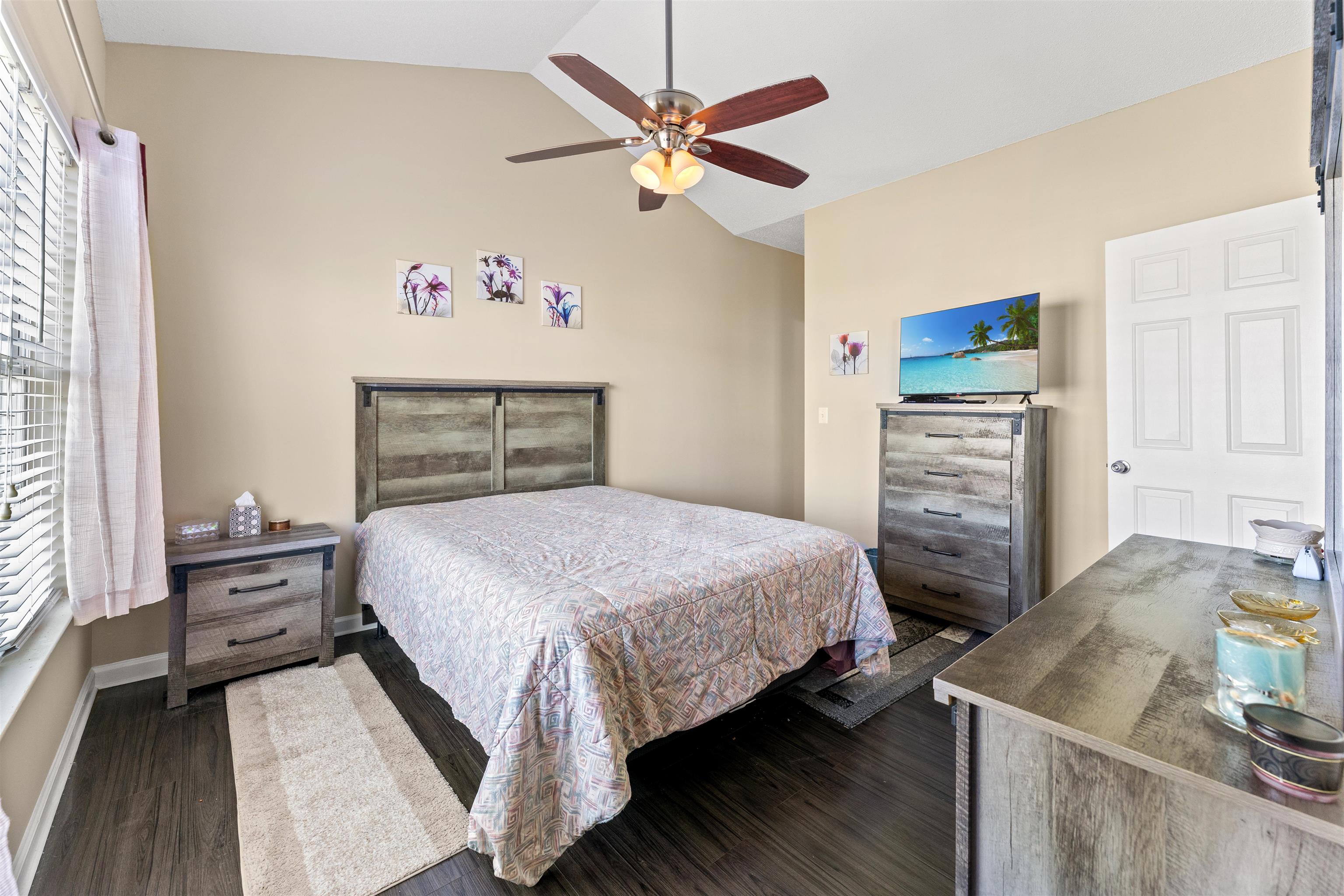3923 Gladiola Ct. Property Photo 11