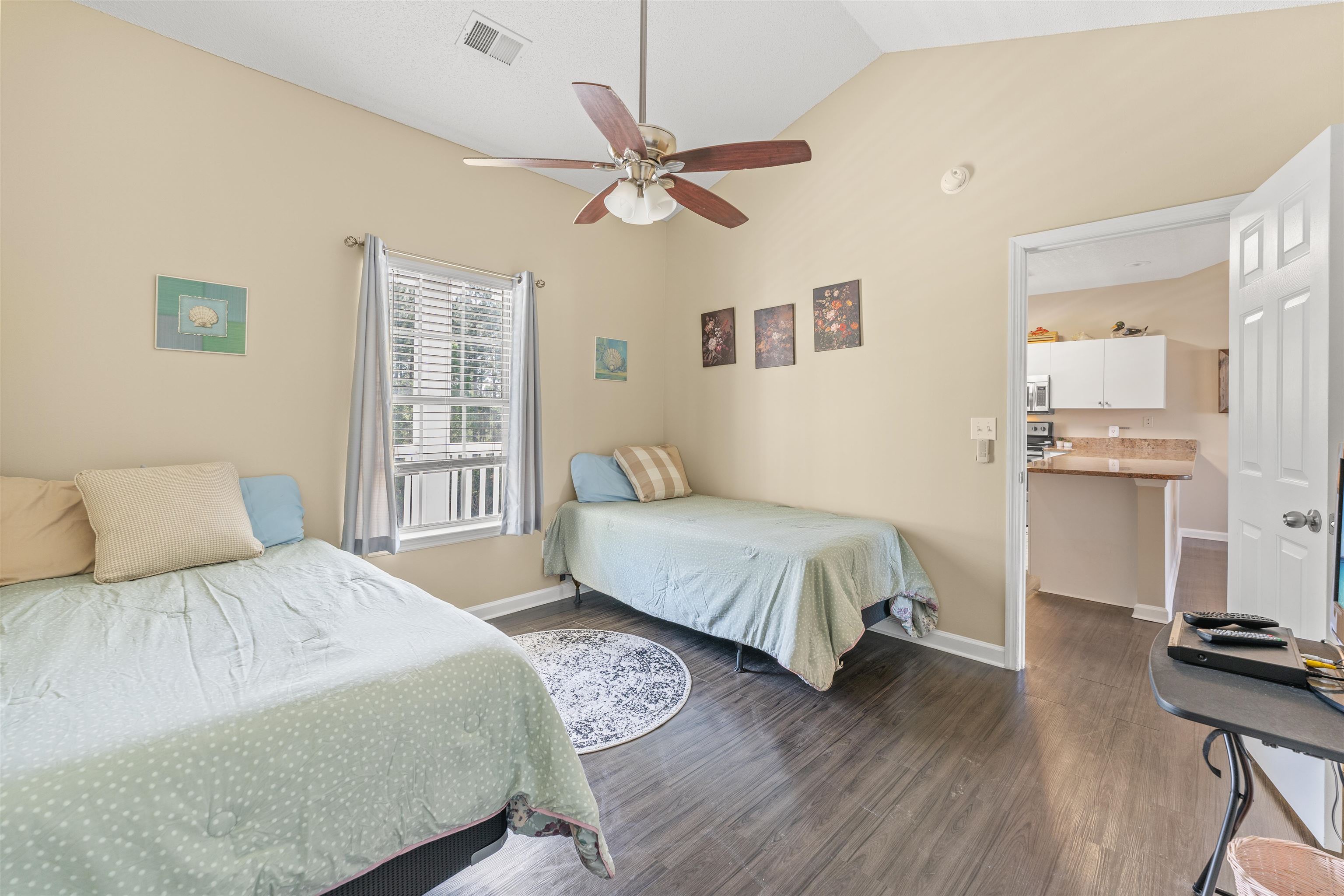 3923 Gladiola Ct. Property Photo 14