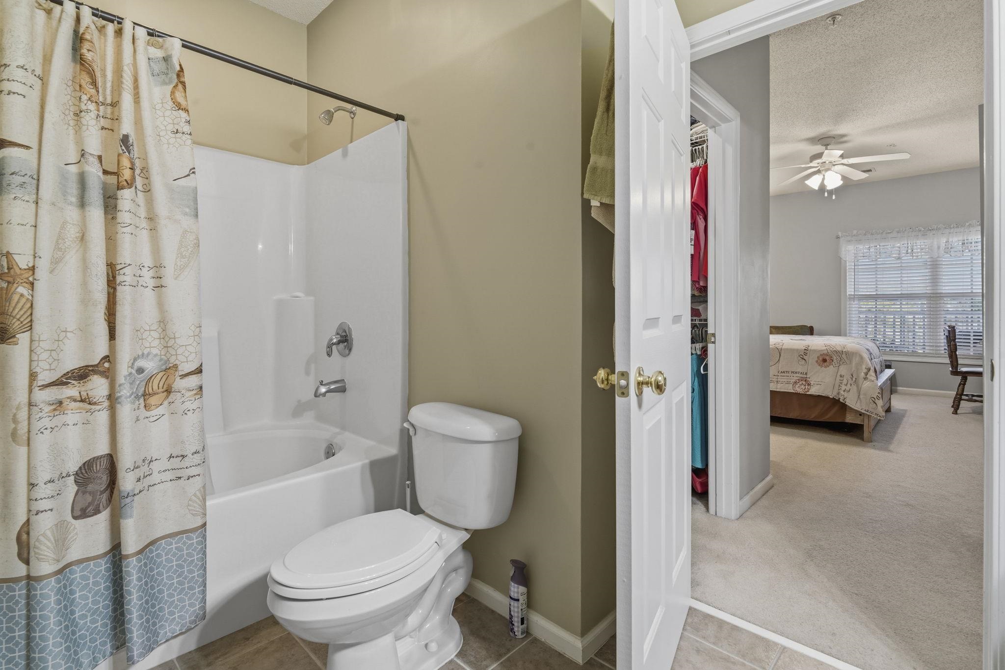 5864 Longwood Dr. Property Photo 26