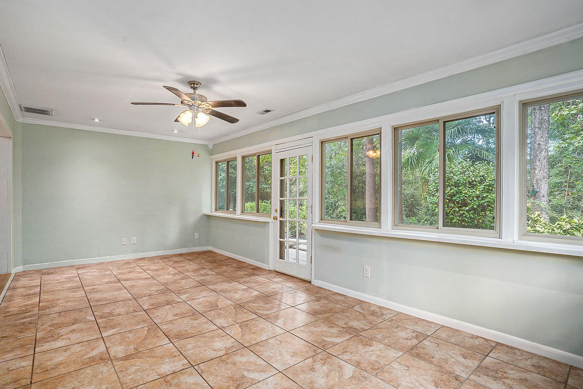 115 Hickory Dr. Property Photo 19