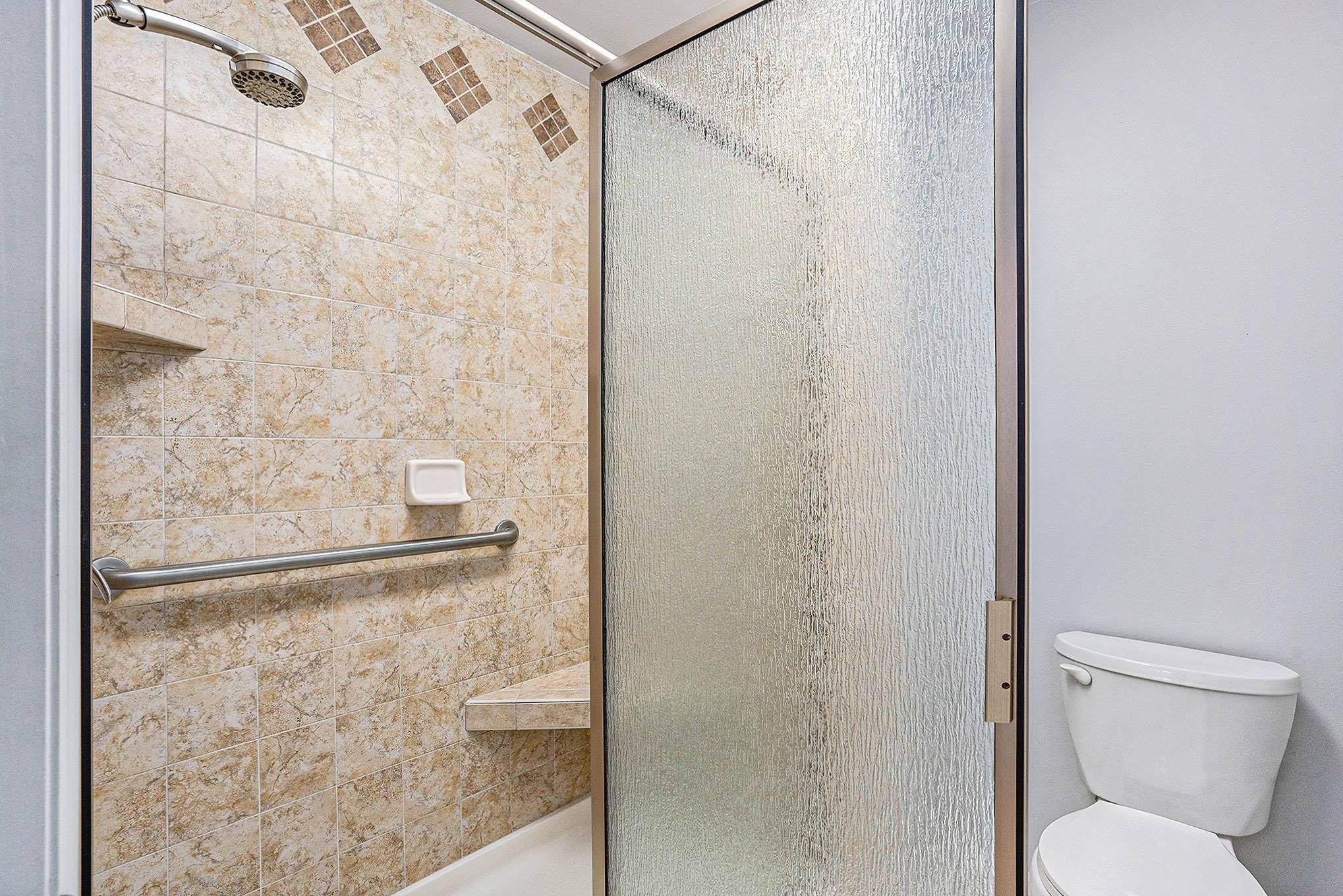115 Hickory Dr. Property Photo 25