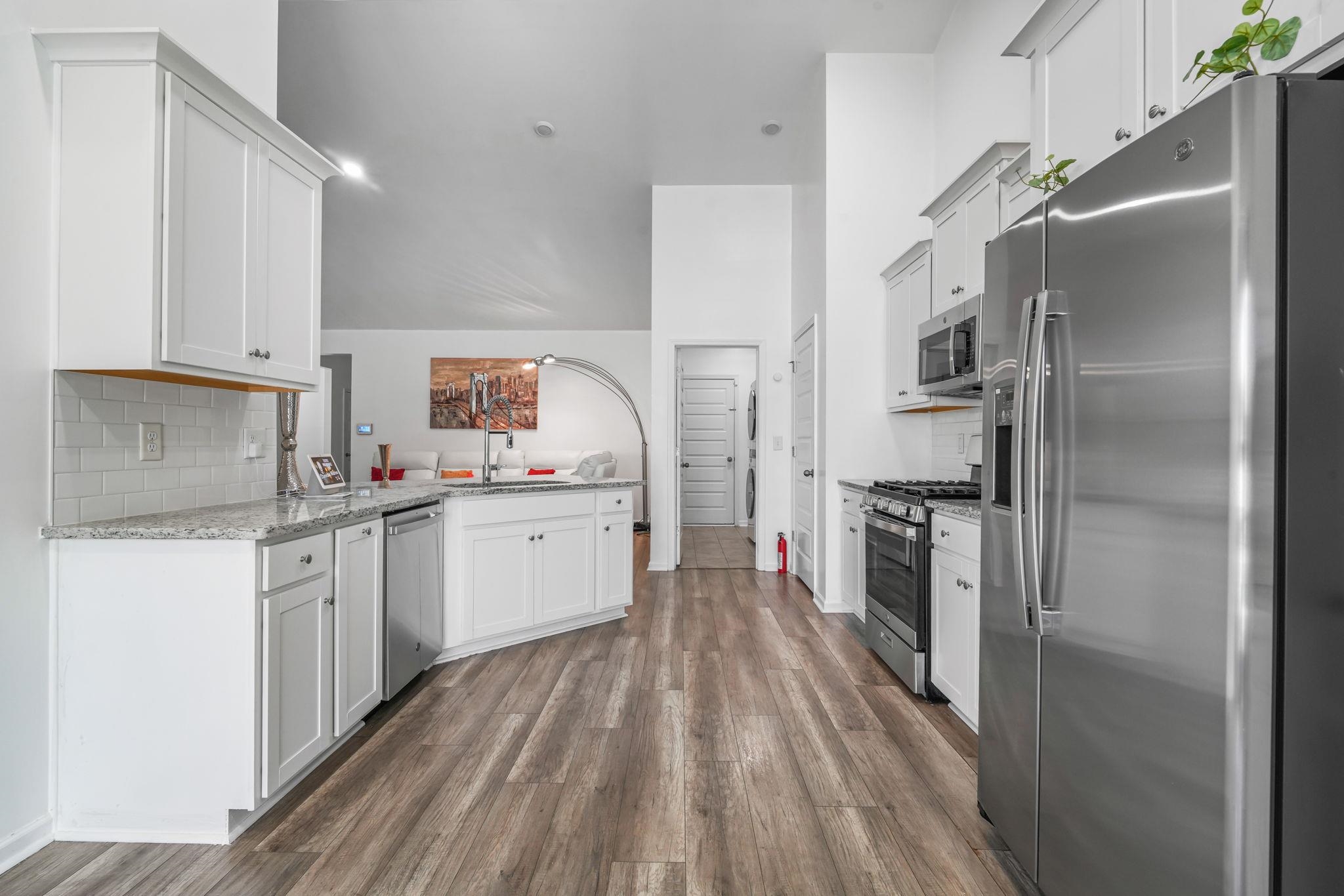 208 Augusta Green Way Property Photo 11