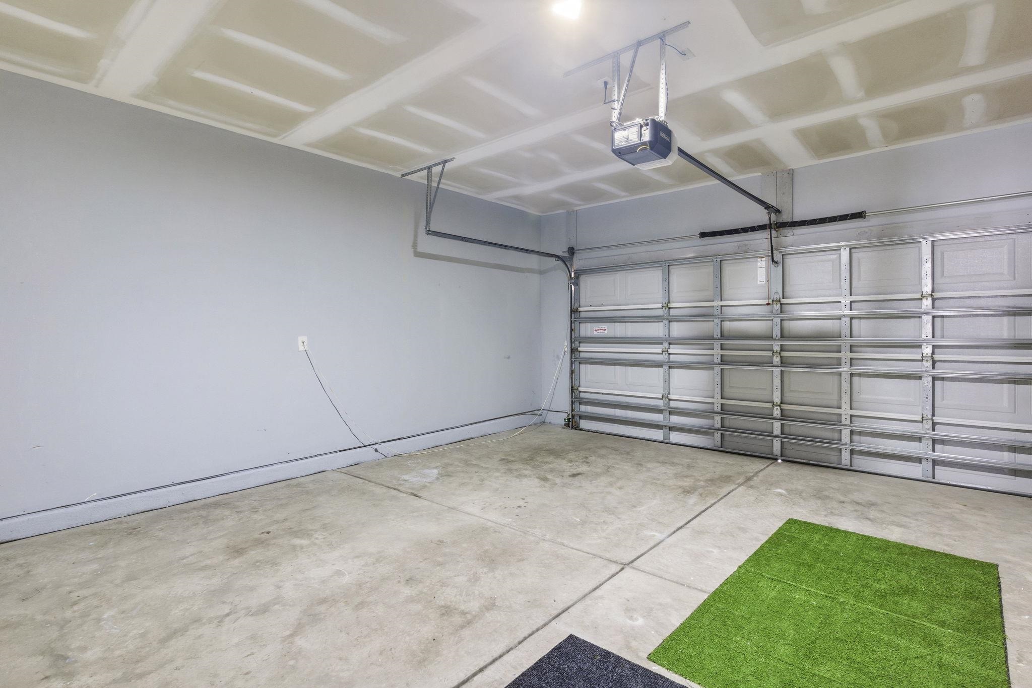 208 Augusta Green Way Property Photo 28