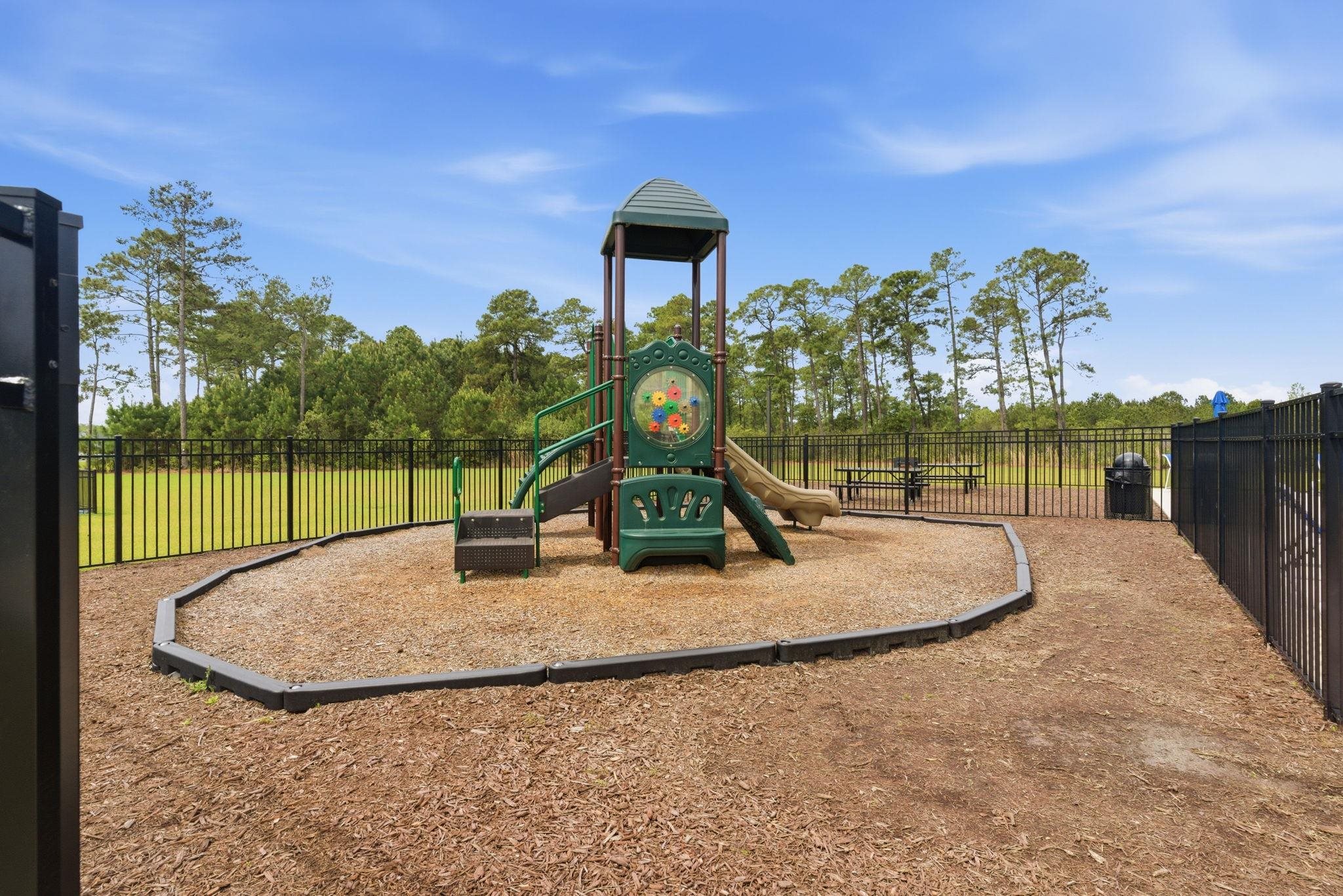 208 Augusta Green Way Property Photo 35