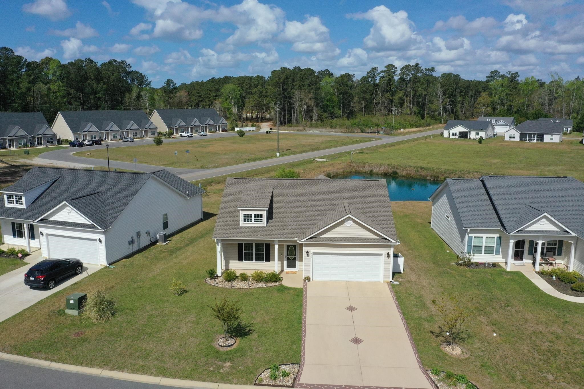 507 Whiddy Loop Property Photo 2