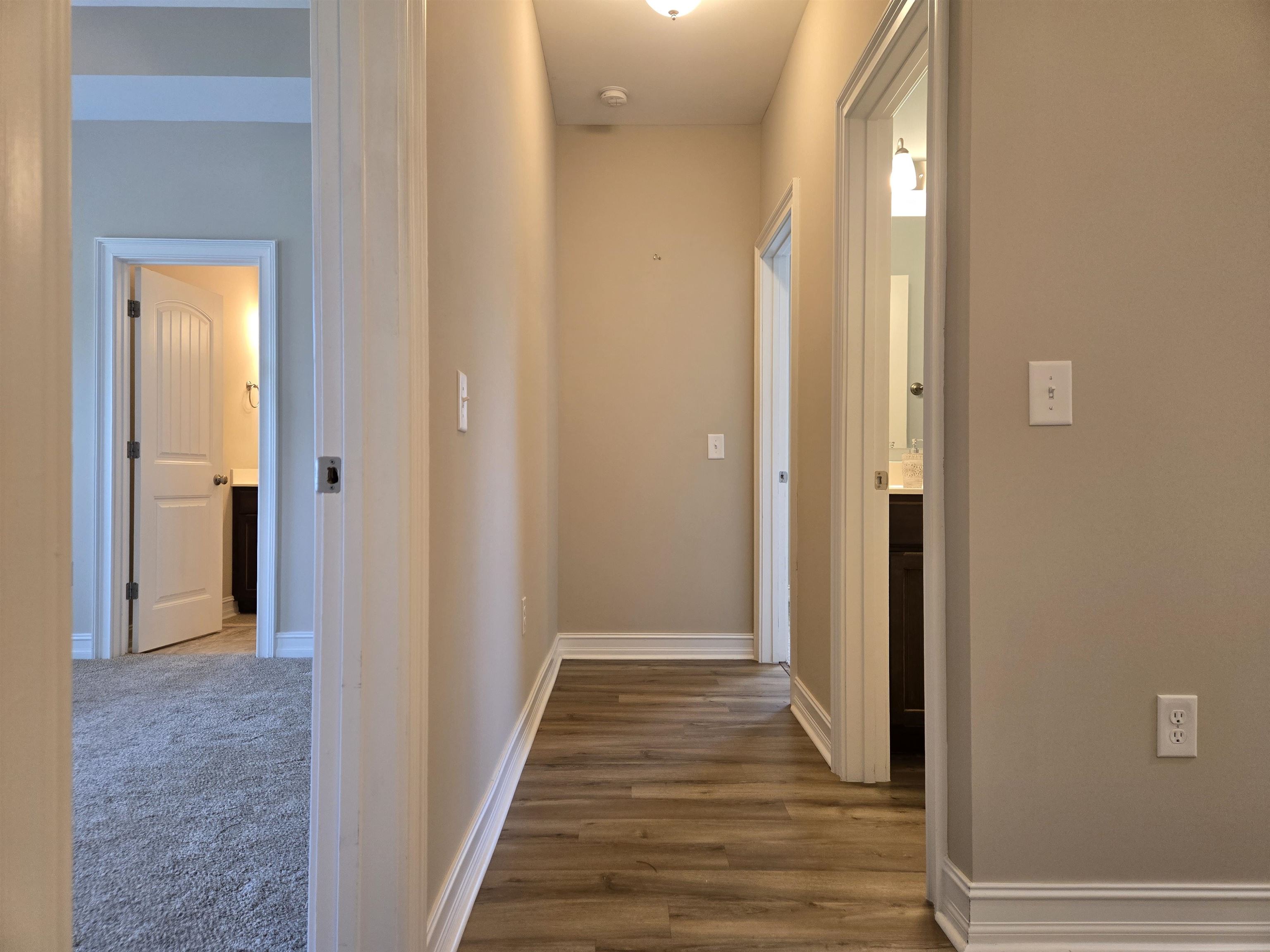 507 Whiddy Loop Property Photo 32