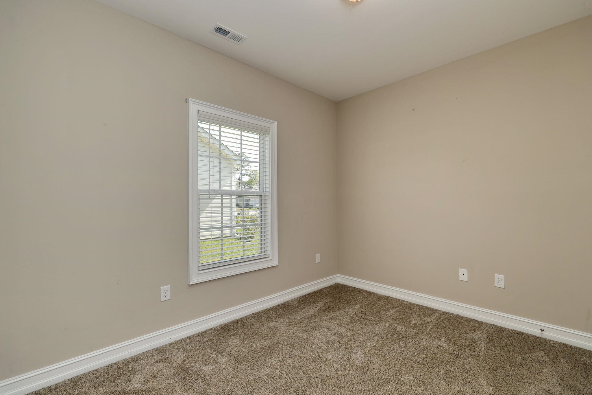 507 Whiddy Loop Property Photo 48