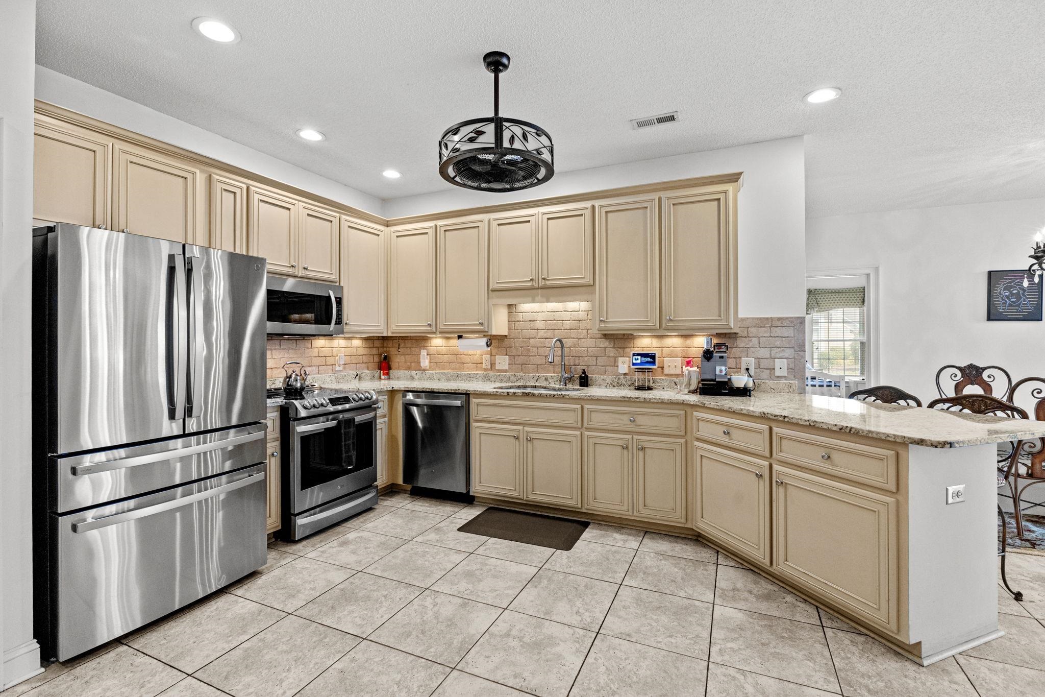 1459 Saint Thomas Circle Property Photo 14