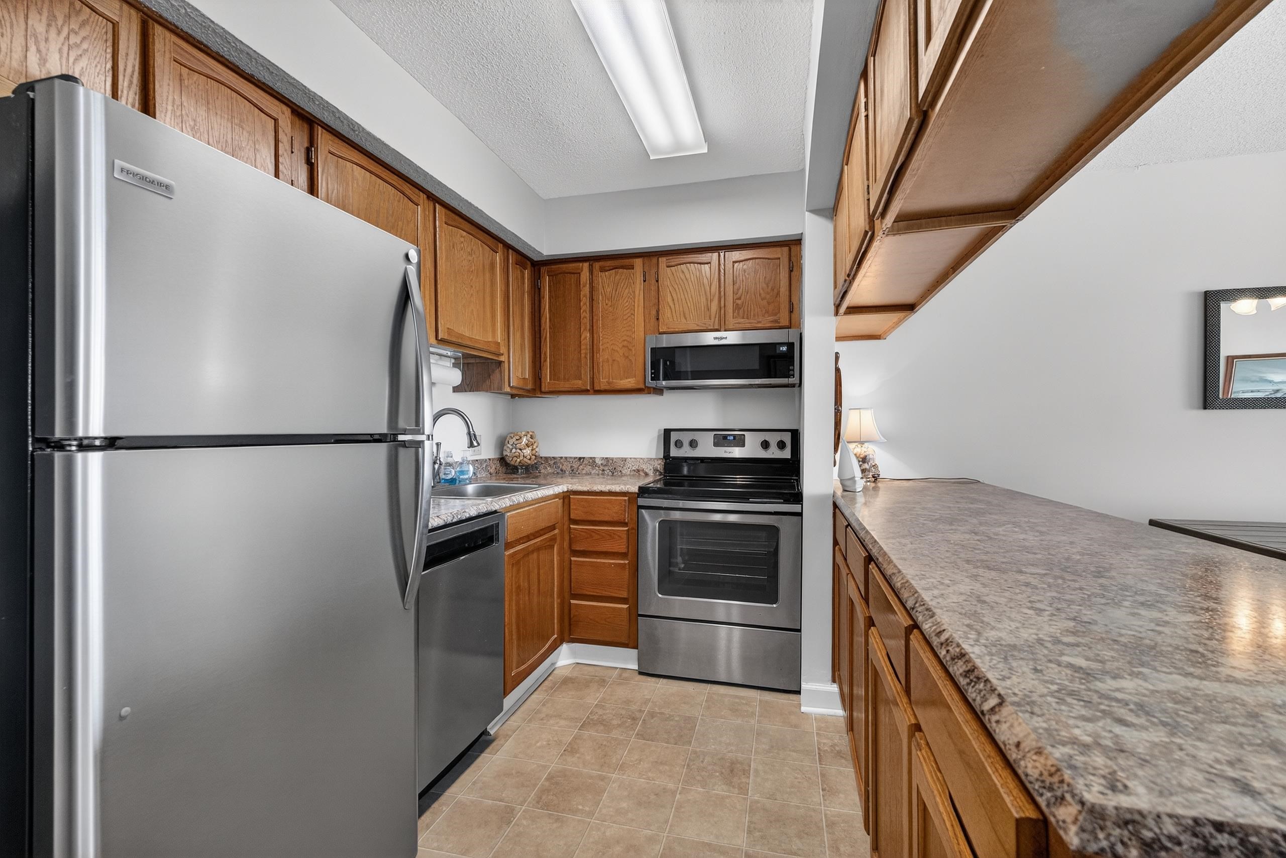 301 N Waccamaw Dr. Property Photo 6