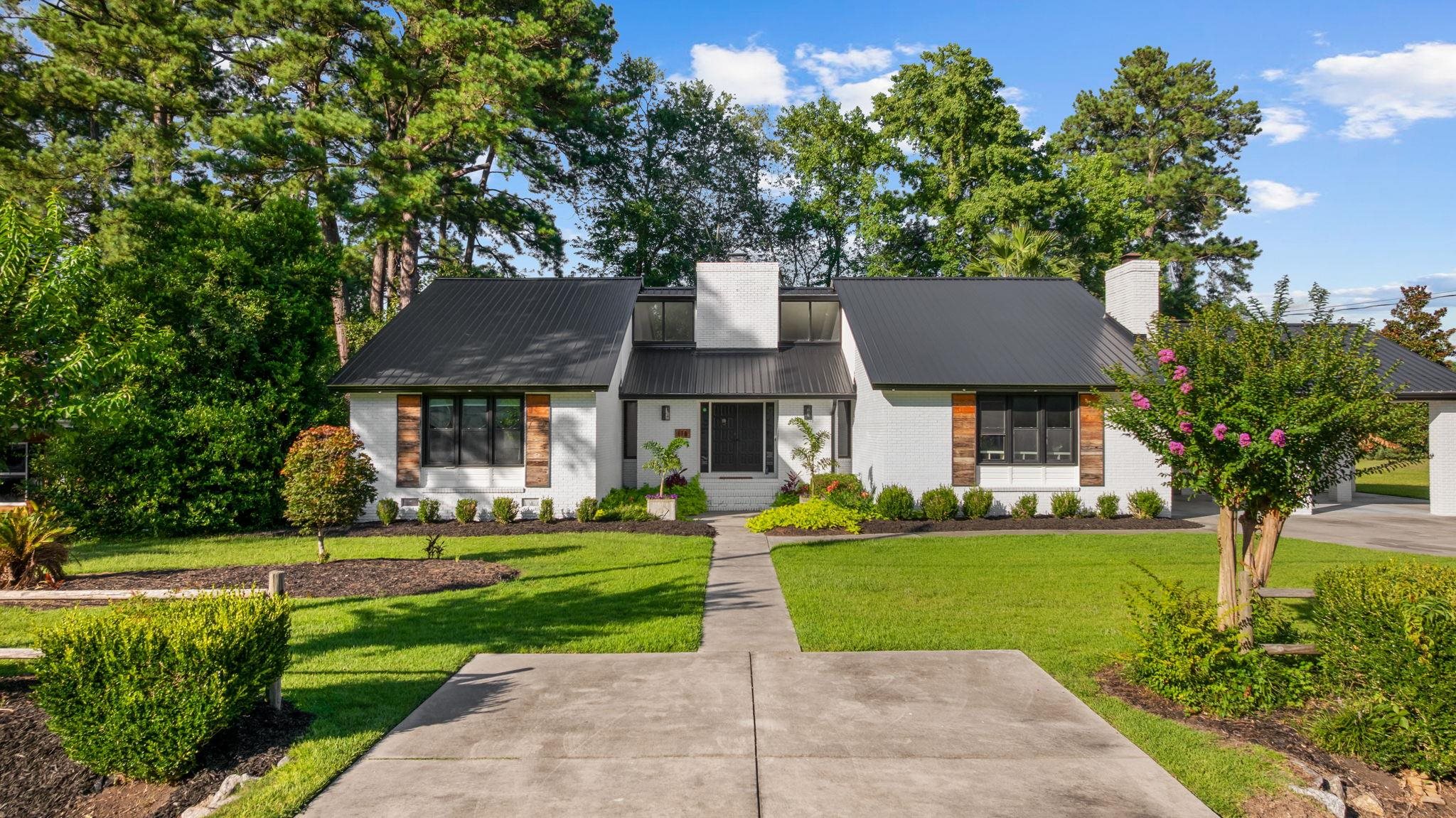 118 Clemson Rd. Property Photo 1