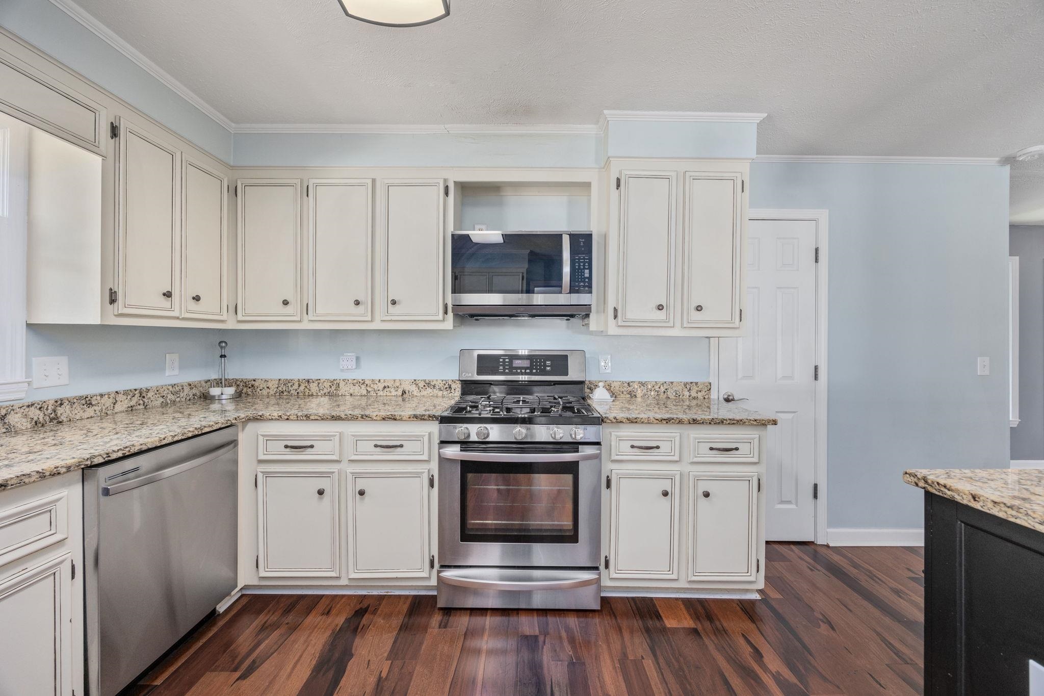 118 Clemson Rd. Property Photo 14
