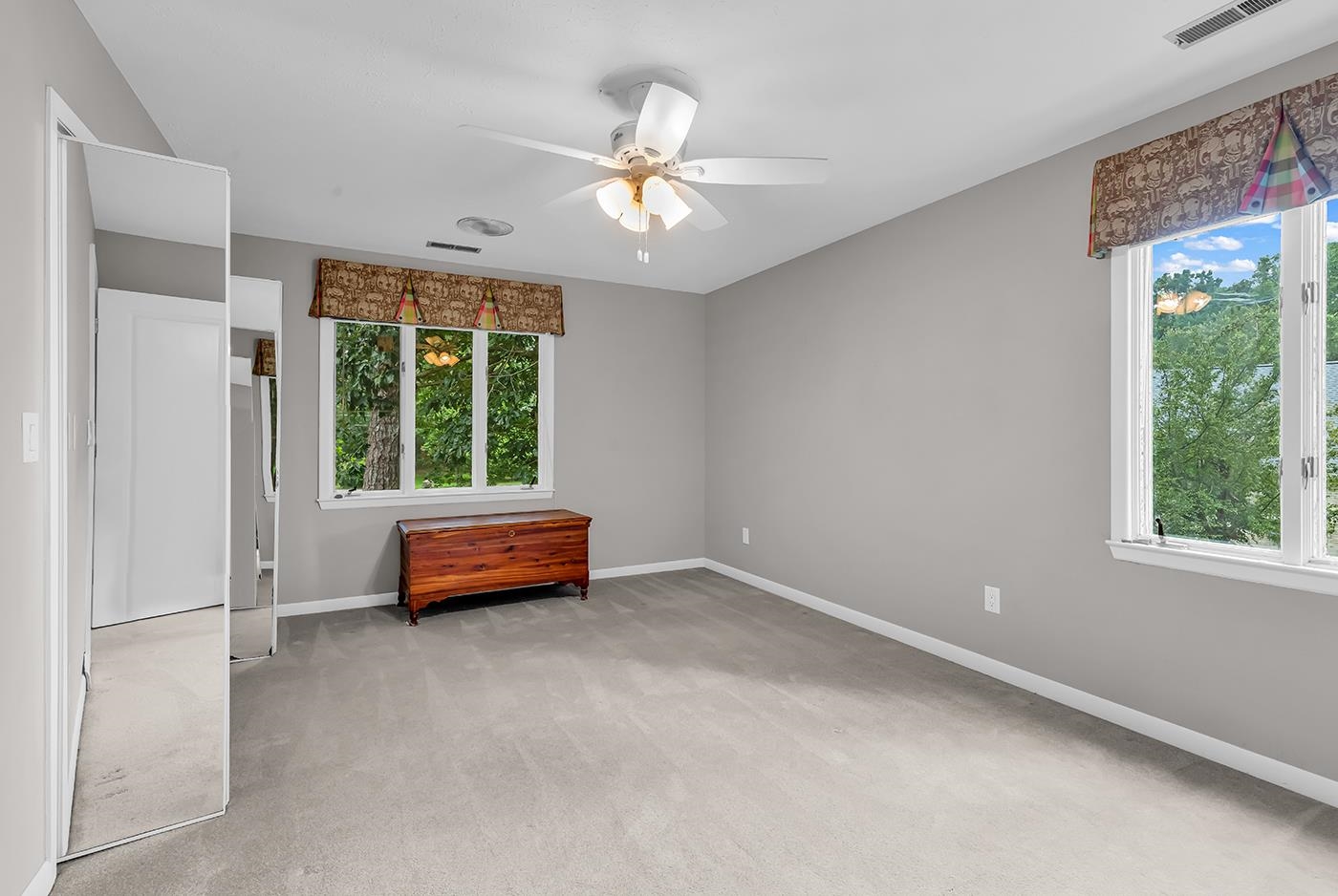 115 Green Lake Dr. Property Photo 23