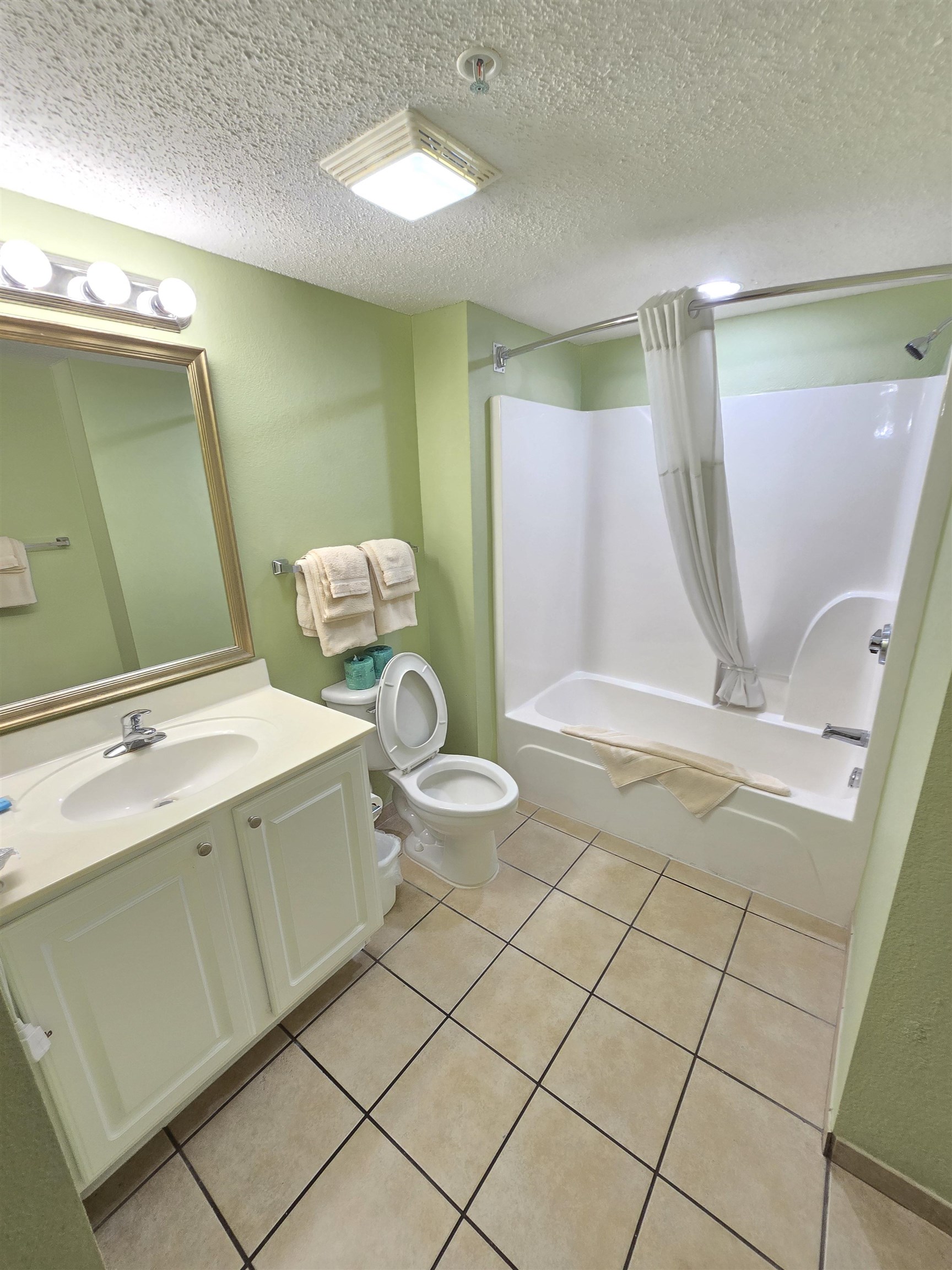 2007 S Ocean Blvd. Property Photo 12