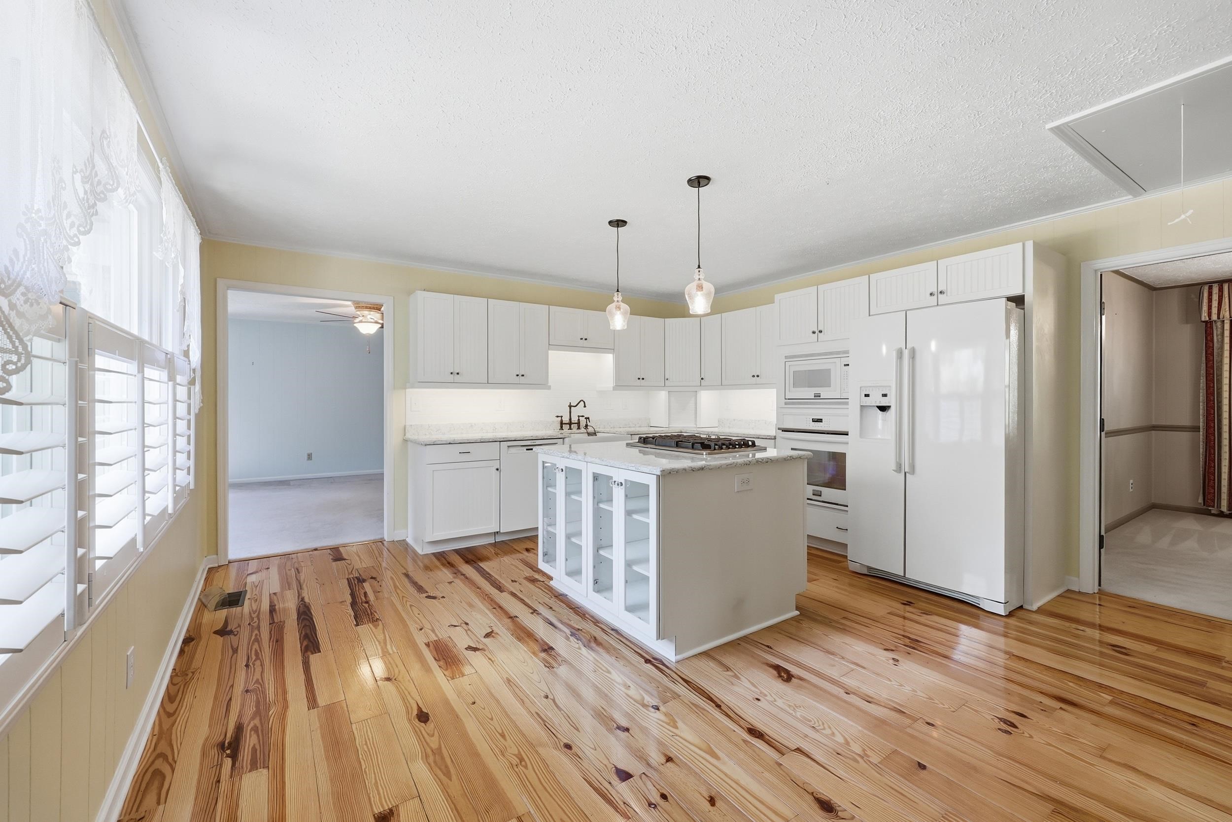 11091 Highway 707 Property Photo 11