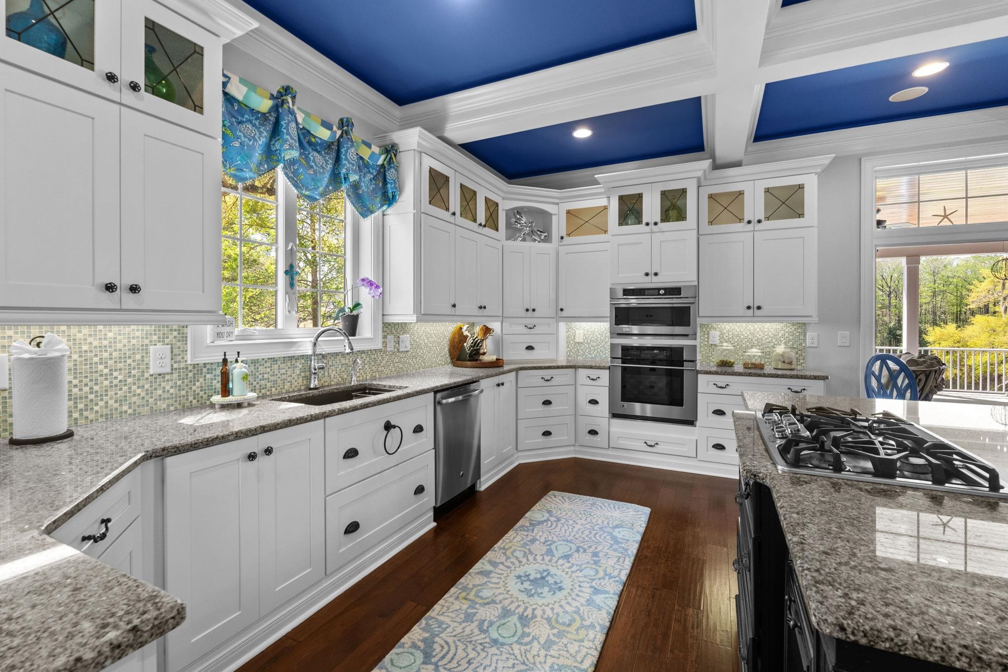 2073 Turnberry Ln. Property Photo 29