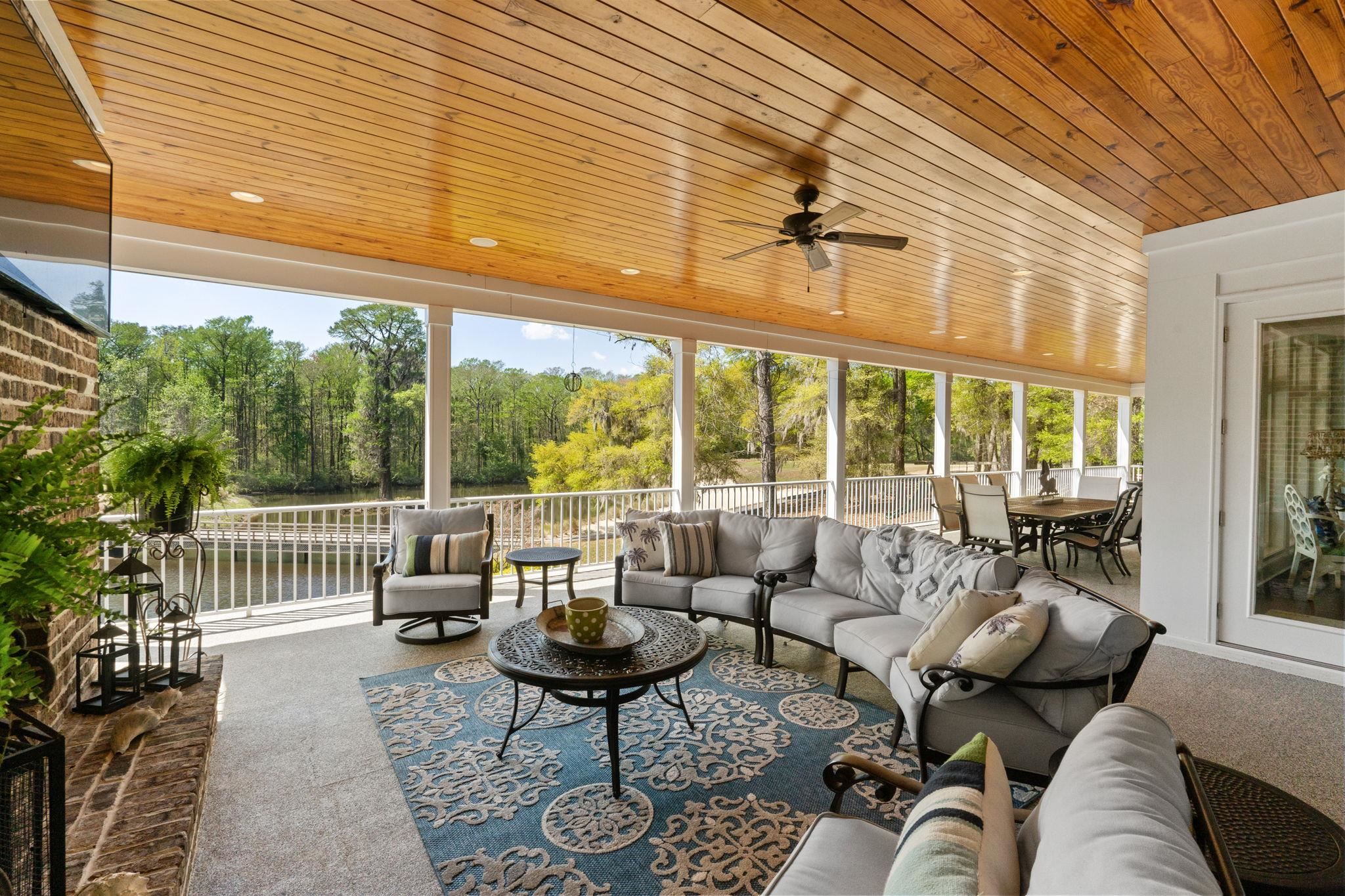 2073 Turnberry Ln. Property Photo 34