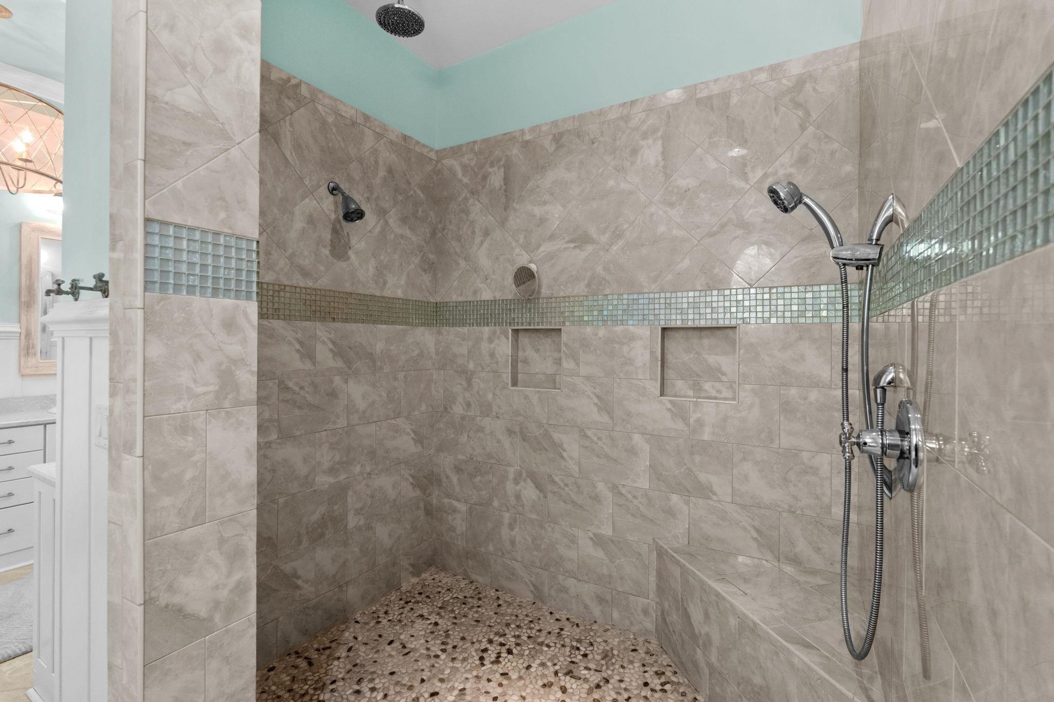 2073 Turnberry Ln. Property Photo 51