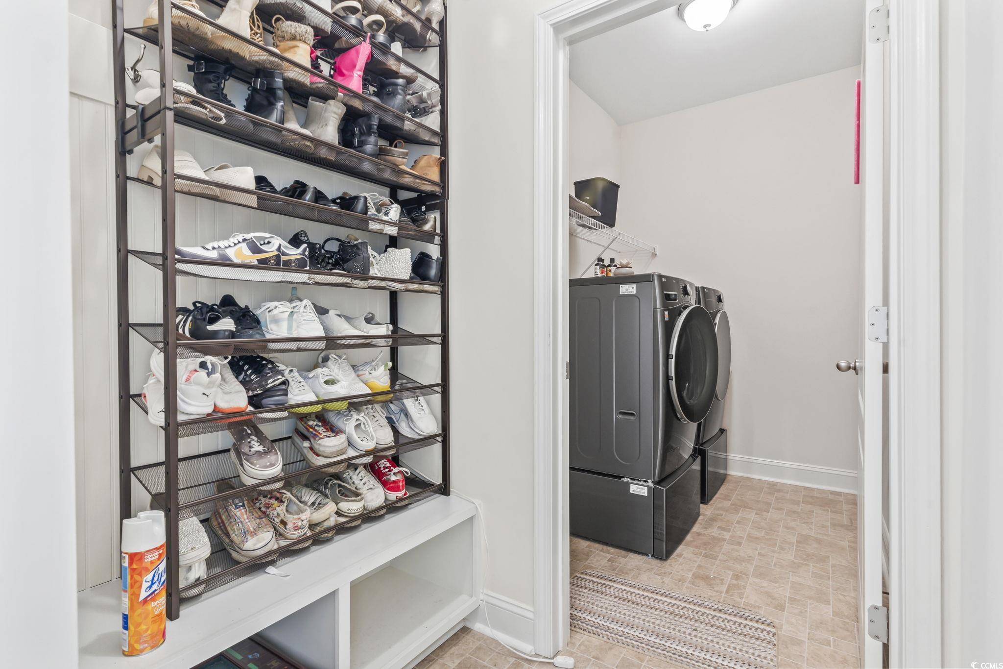 3039 Honey Clover Ct. Property Photo 21