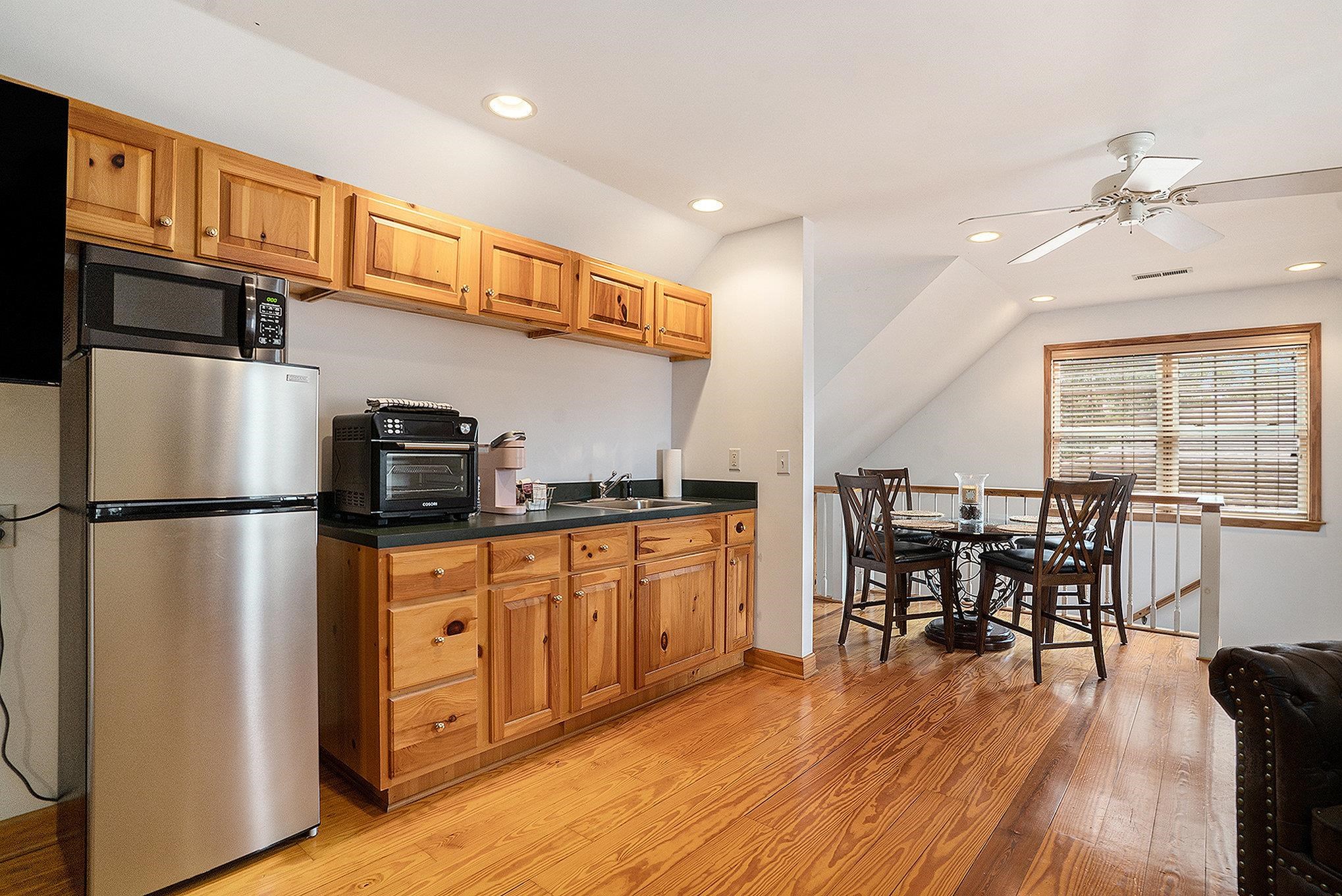 2409 River Rd. Property Photo 30
