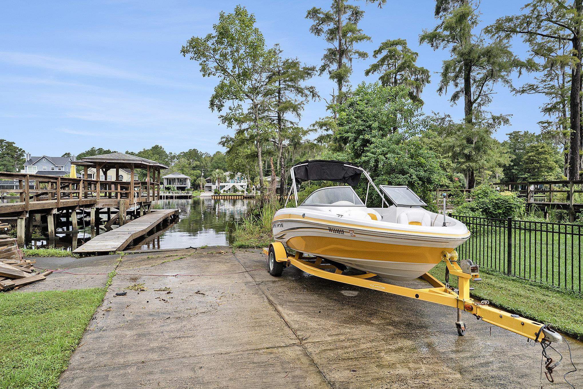 2409 River Rd. Property Photo 44