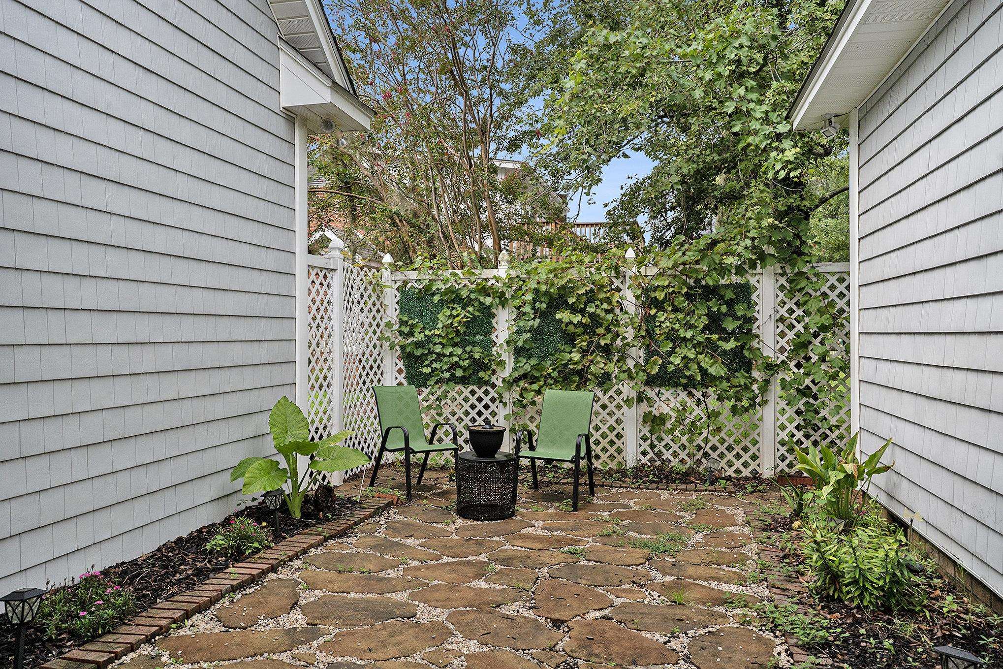 2409 River Rd. Property Photo 45