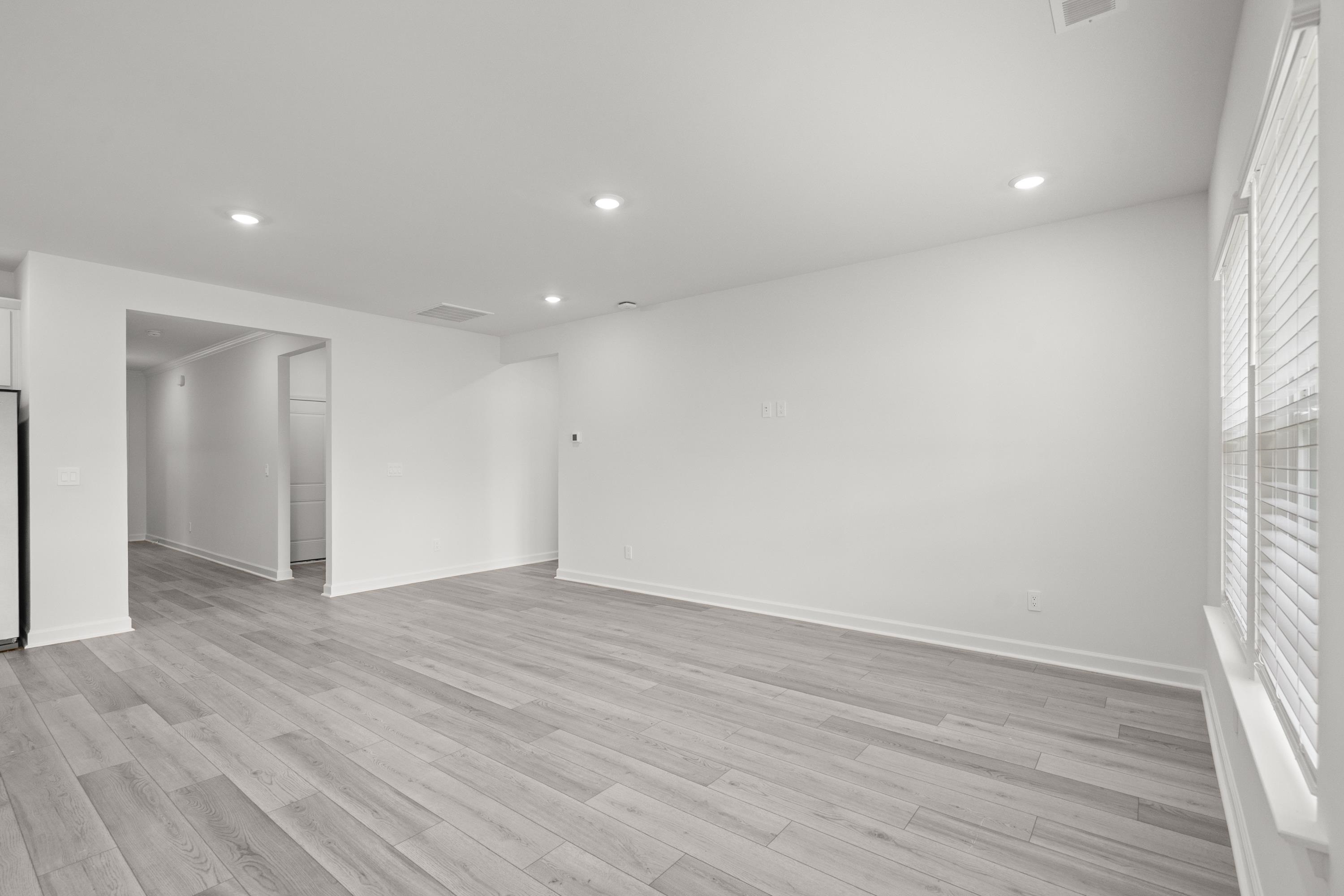 300 Jessamine St. Property Photo 25