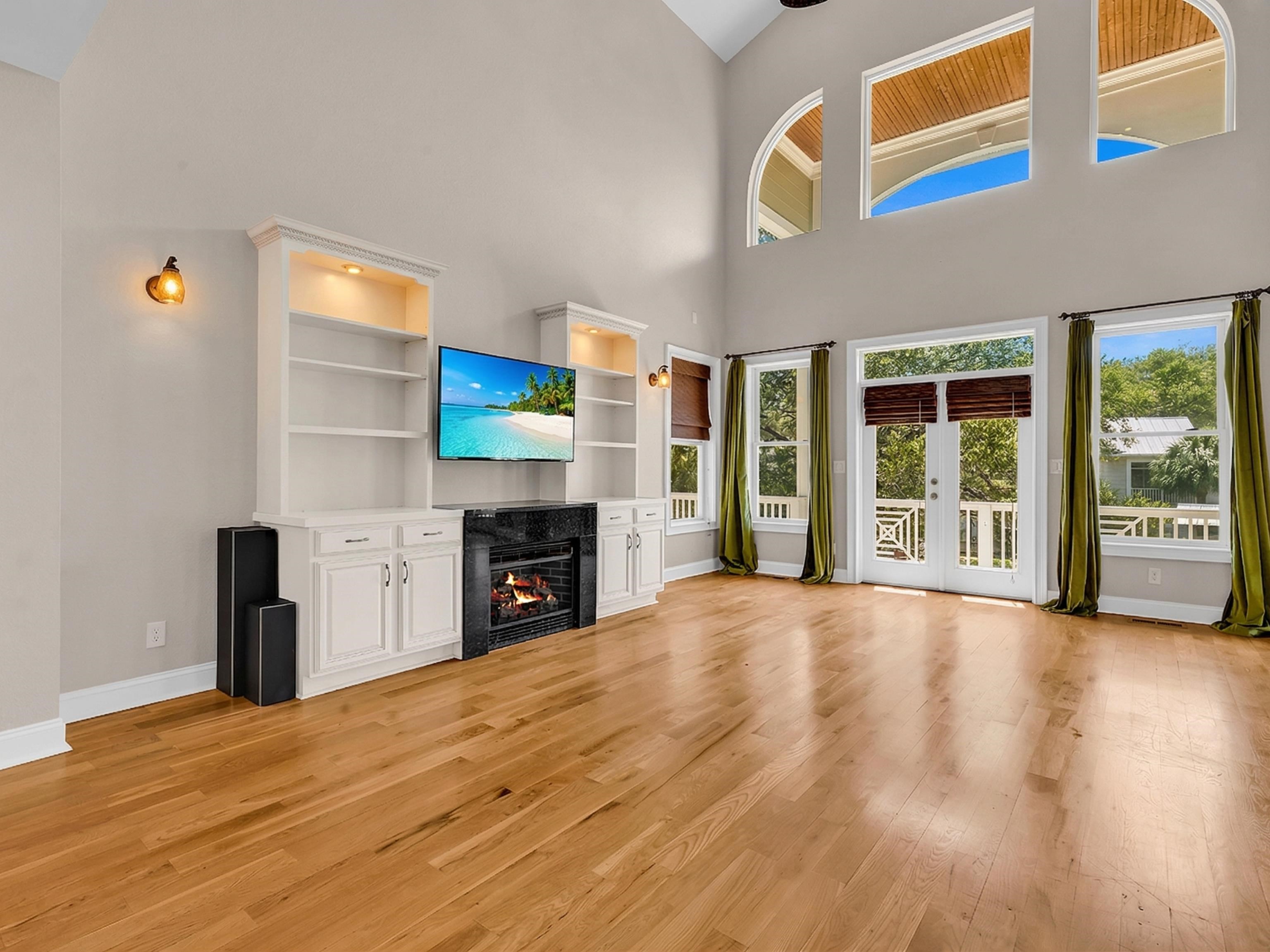16 Orchard Ave. Property Photo 5